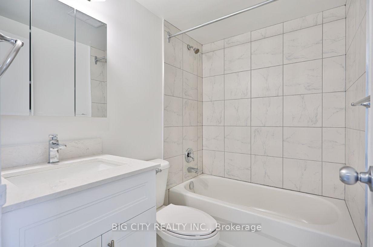 Photo 5 of 280 St. George St, Unit 1005