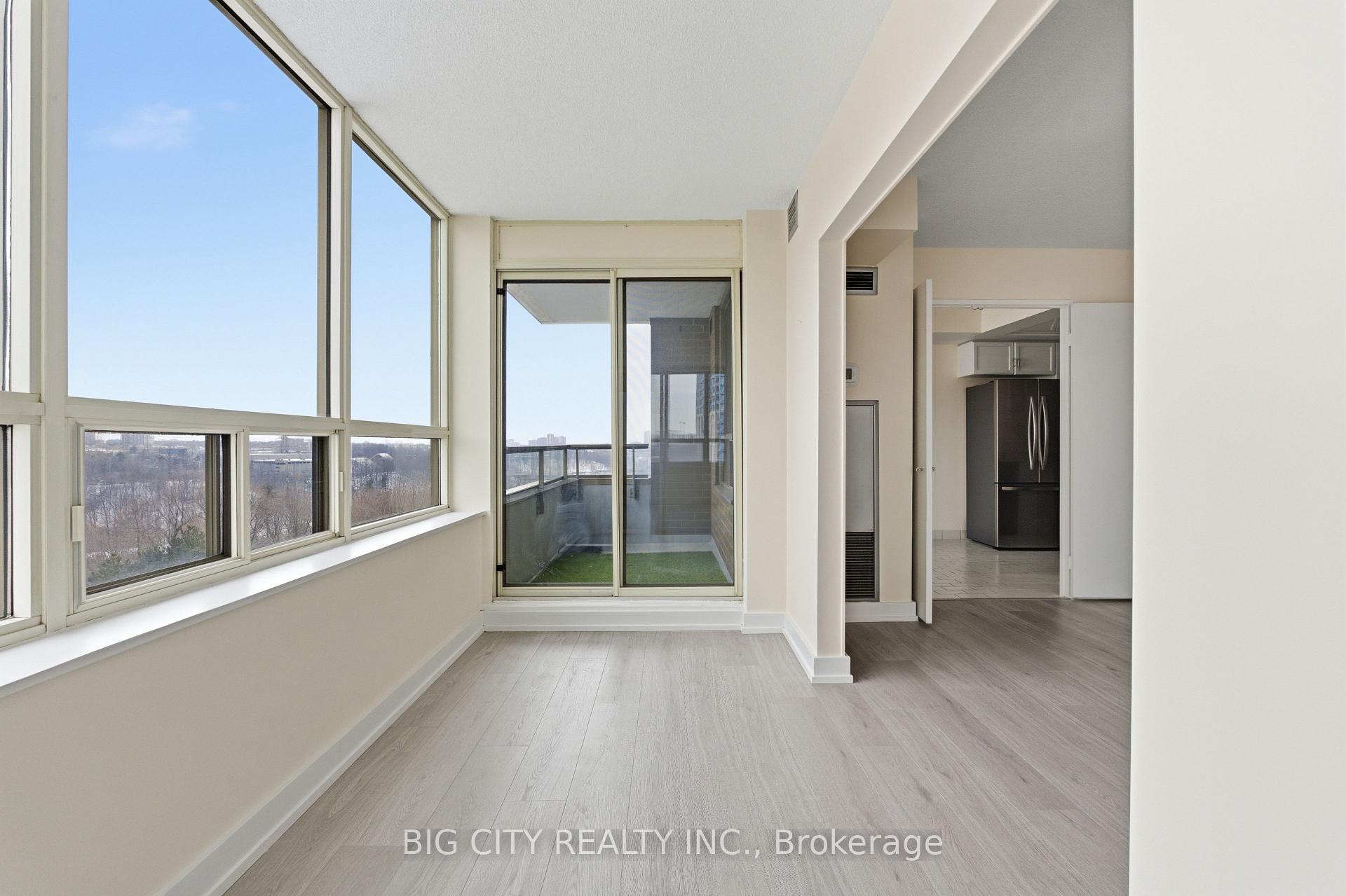 Photo 3 of 215 Wynford Dr, Unit 1006