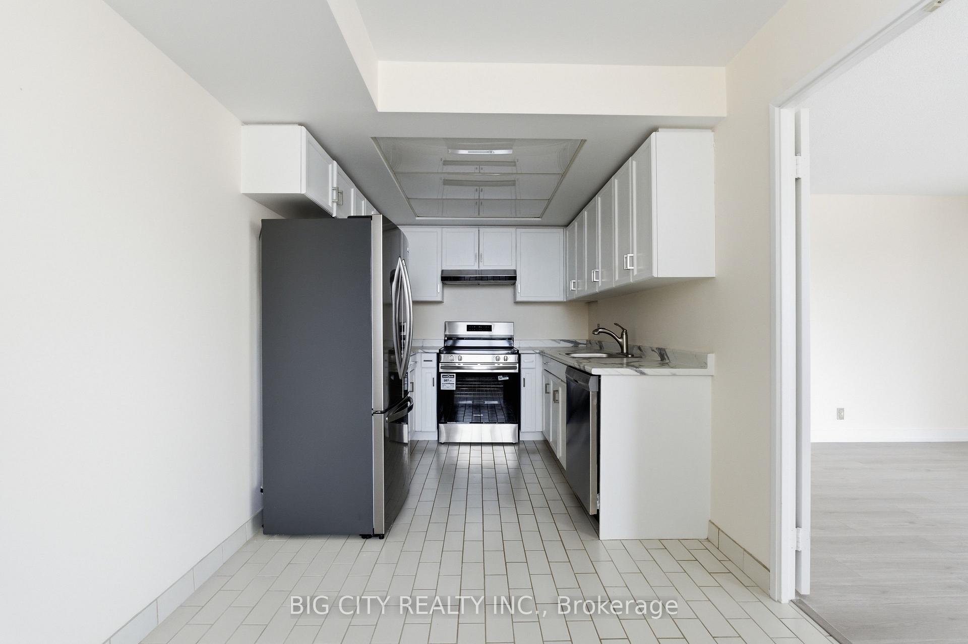 Photo 10 of 215 Wynford Dr, Unit 1006