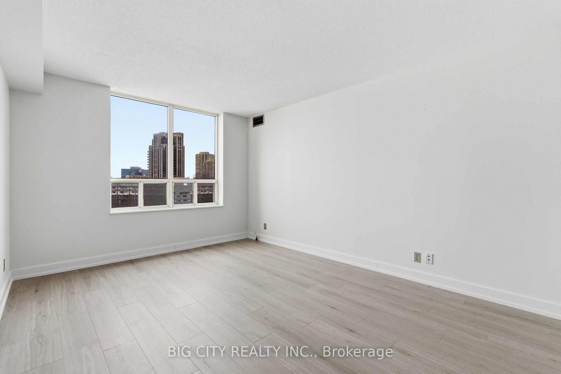 Photo 15 of 215 Wynford Dr, Unit 1006