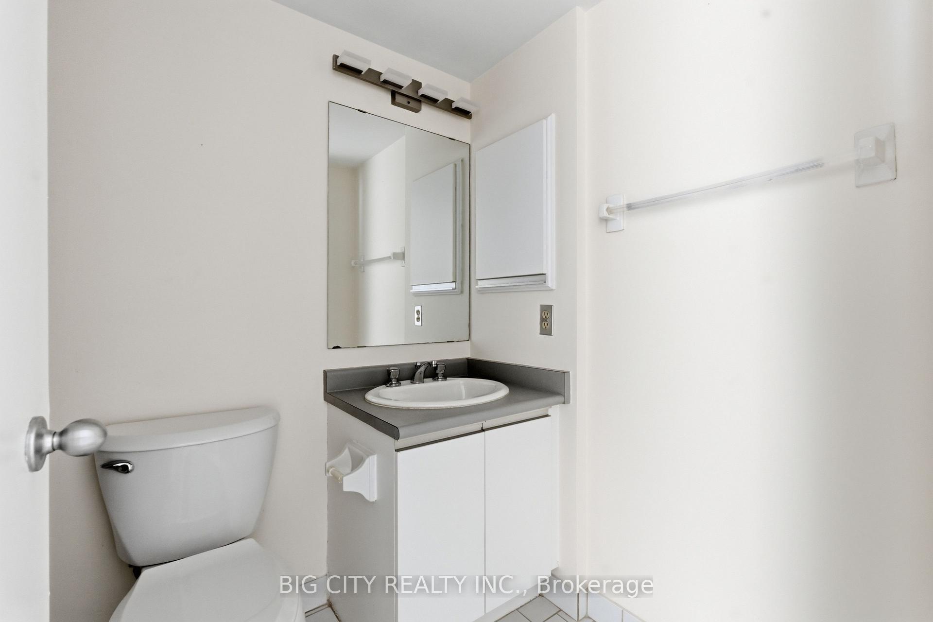 Photo 16 of 215 Wynford Dr, Unit 1006