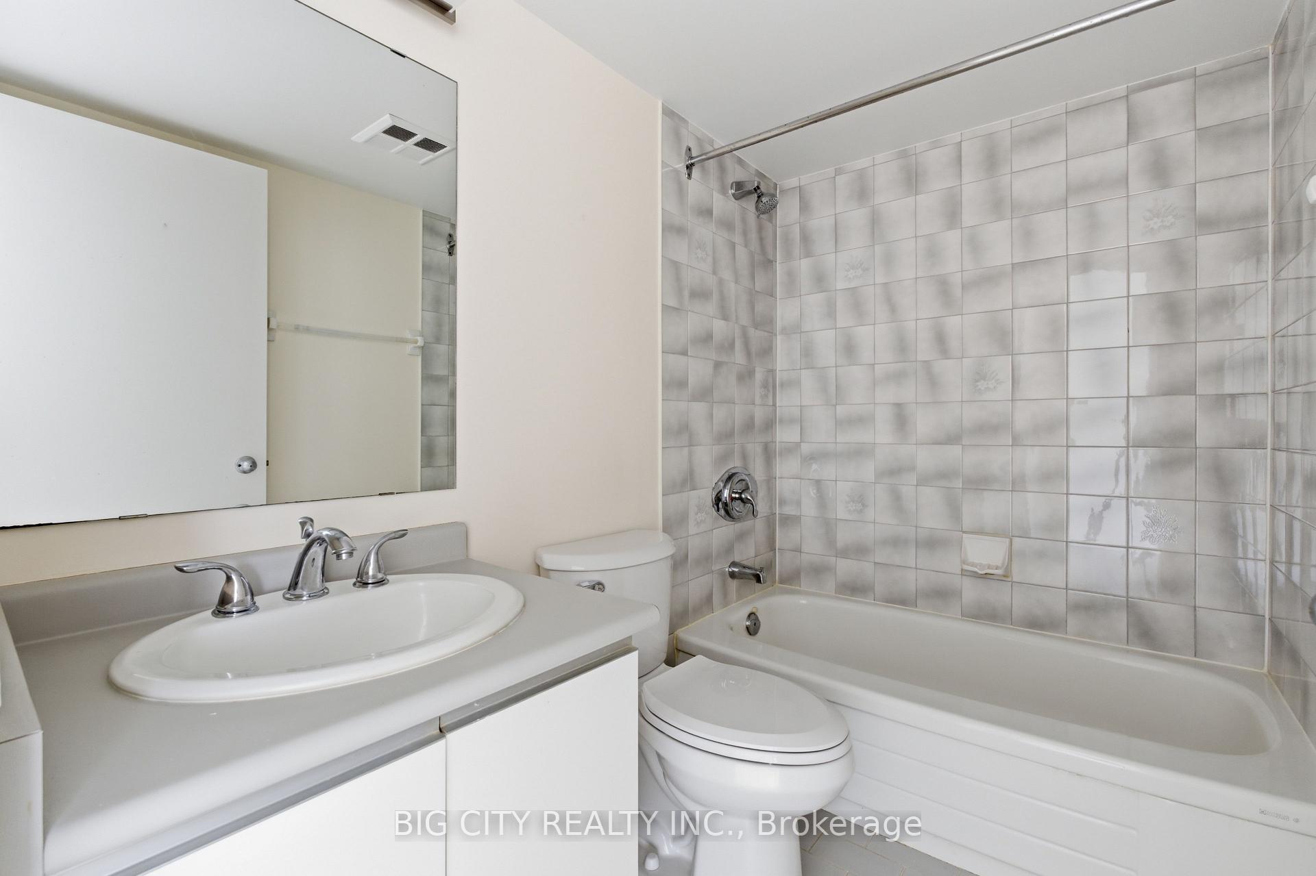 Photo 19 of 215 Wynford Dr, Unit 1006