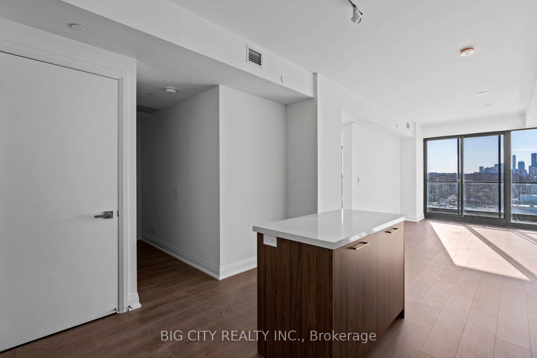 Photo 2 of 33 Frederick Todd Way, Unit 1005