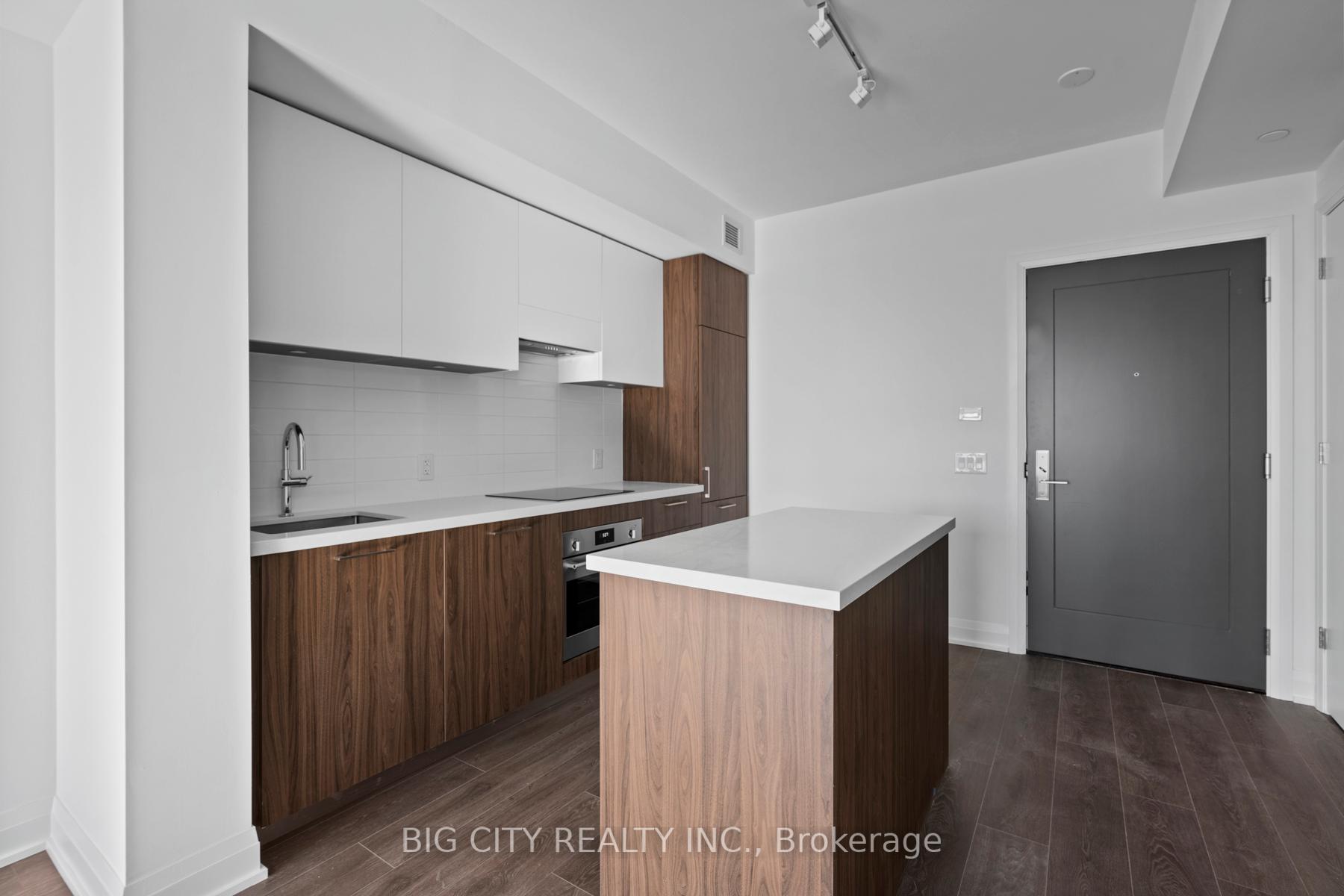 Photo 5 of 33 Frederick Todd Way, Unit 1005