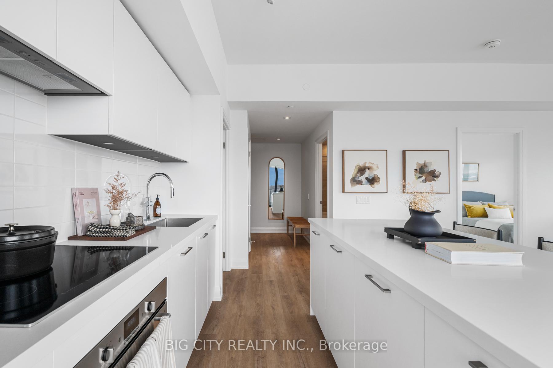 Photo 11 of 36 Brentcliffe Rd, Unit 816