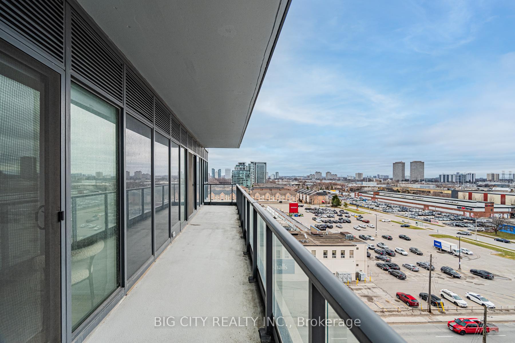 Photo 32 of 36 Brentcliffe Rd, Unit 816