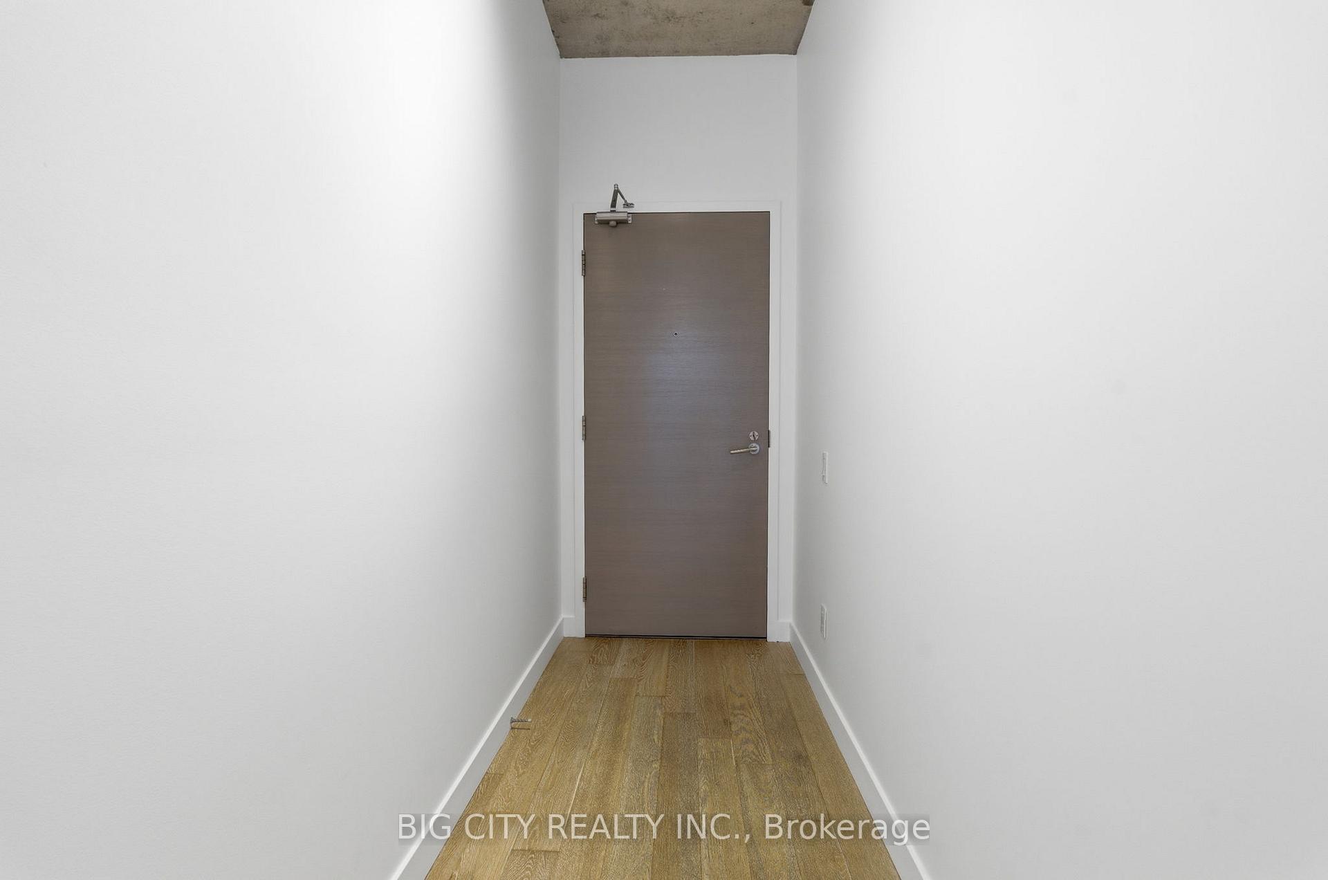 Photo 4 of 25 Stafford St, Unit 502