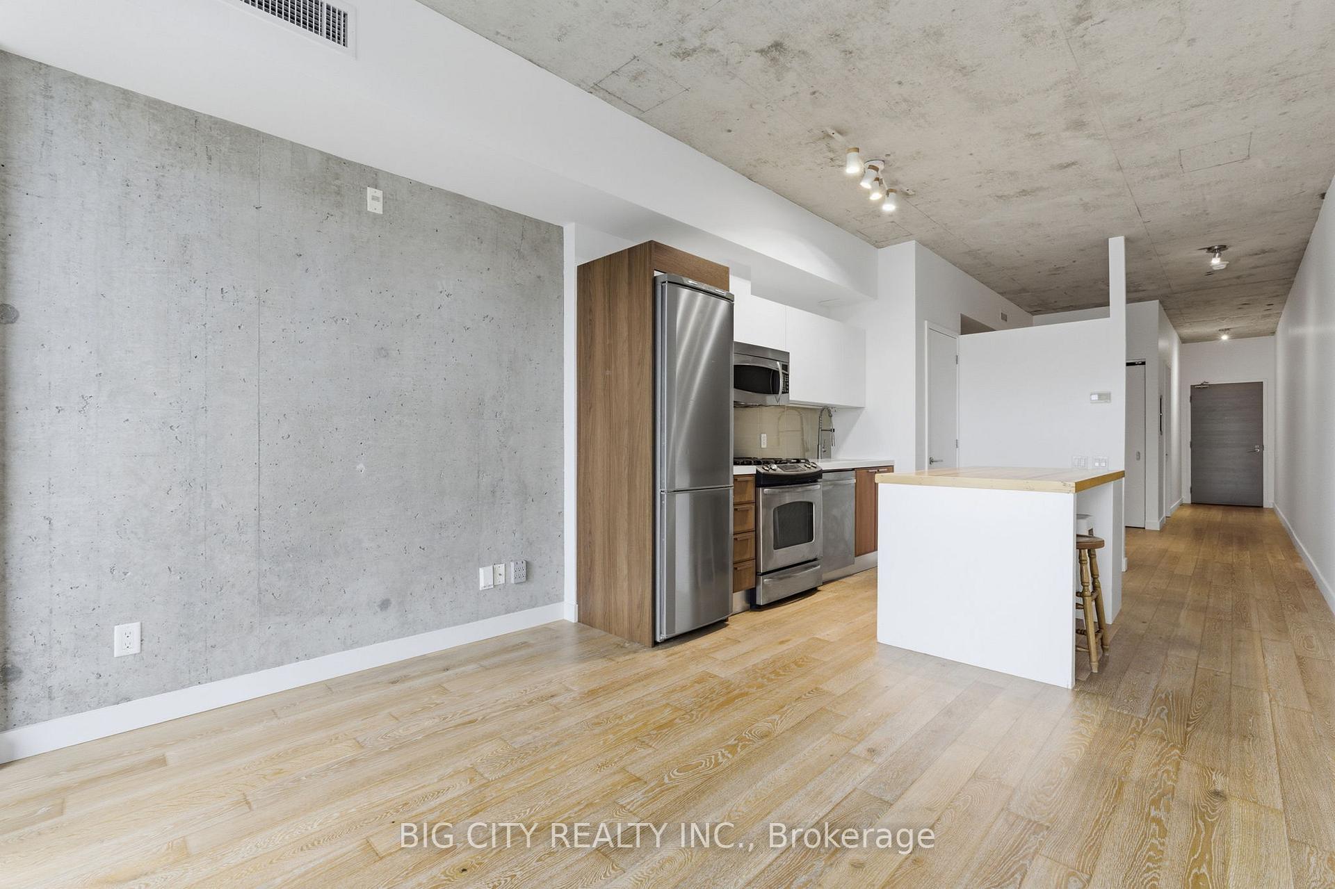 Photo 21 of 25 Stafford St, Unit 502