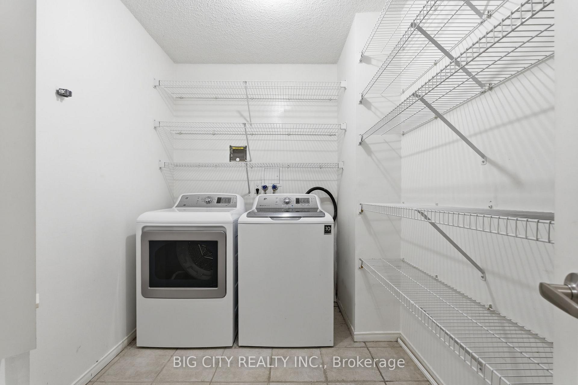 Photo 12 of 131 Beecroft Rd, Unit 1406