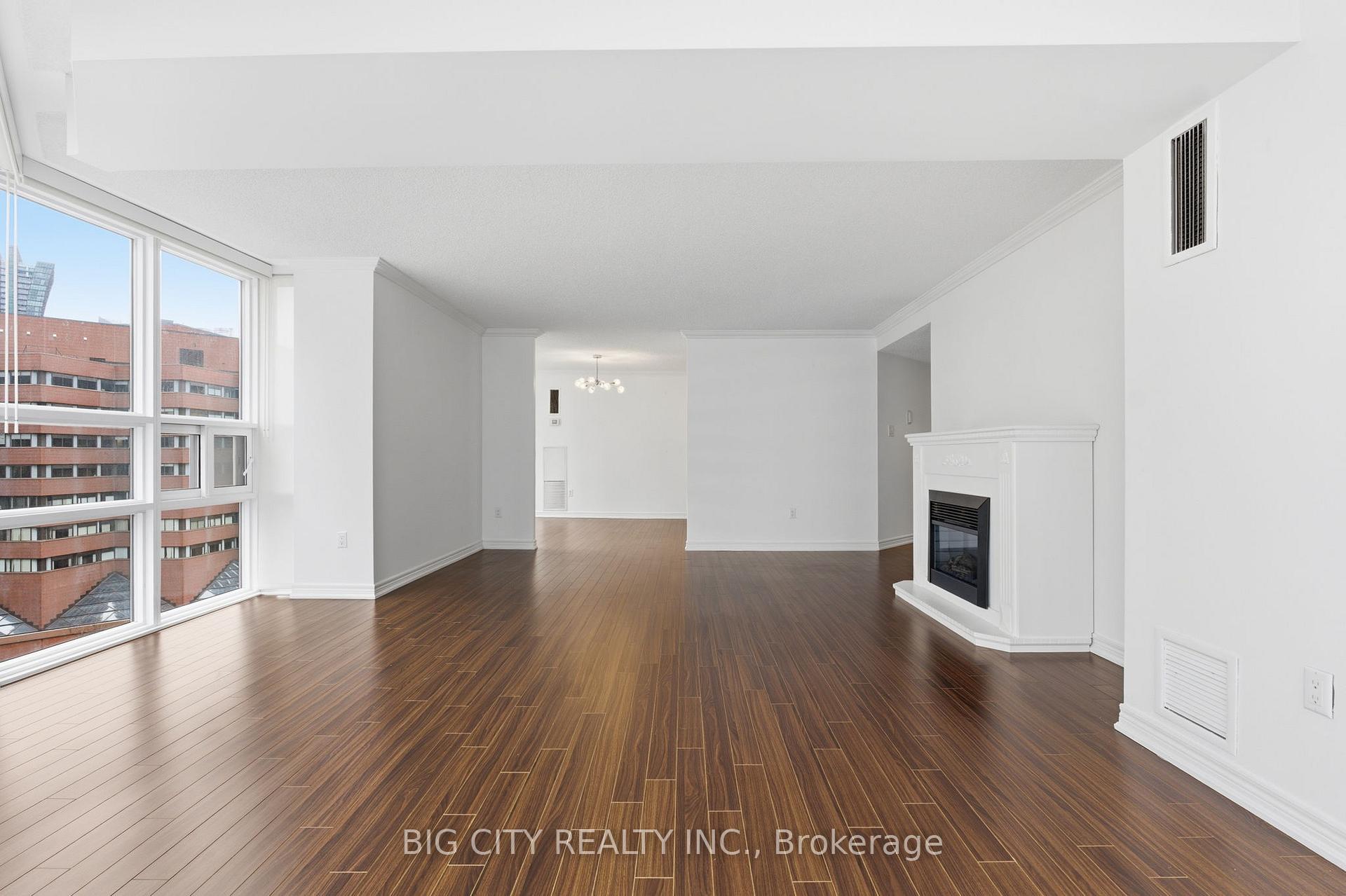 Photo 18 of 131 Beecroft Rd, Unit 1406