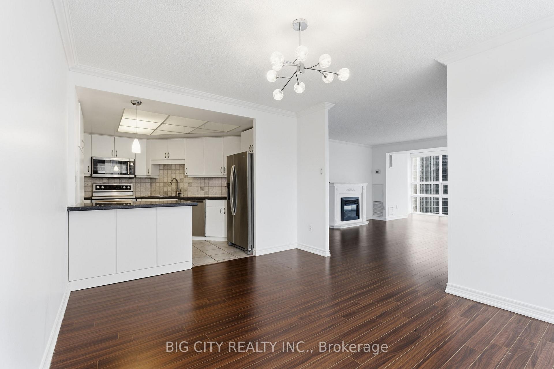 Photo 27 of 131 Beecroft Rd, Unit 1406