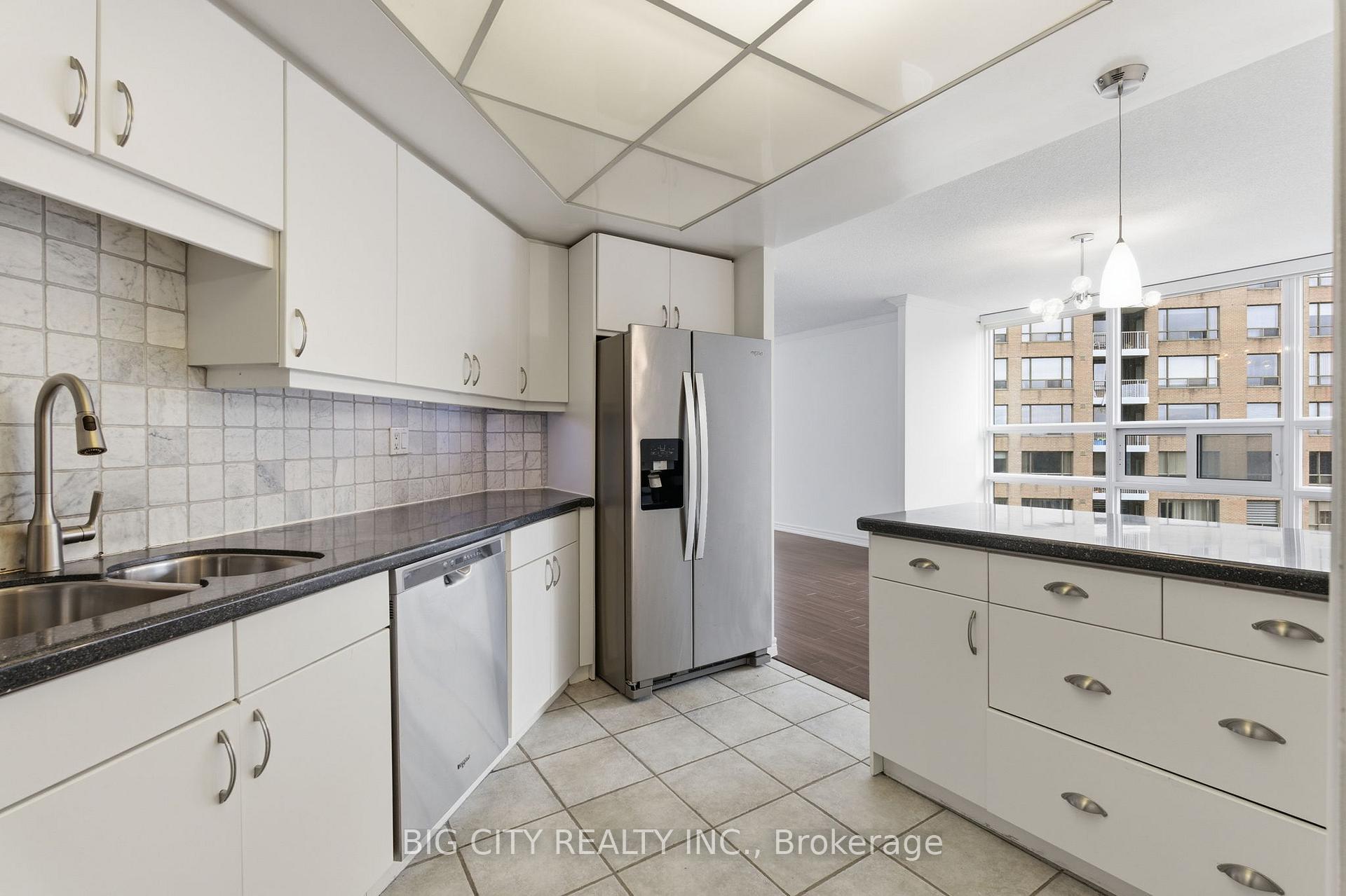 Photo 31 of 131 Beecroft Rd, Unit 1406