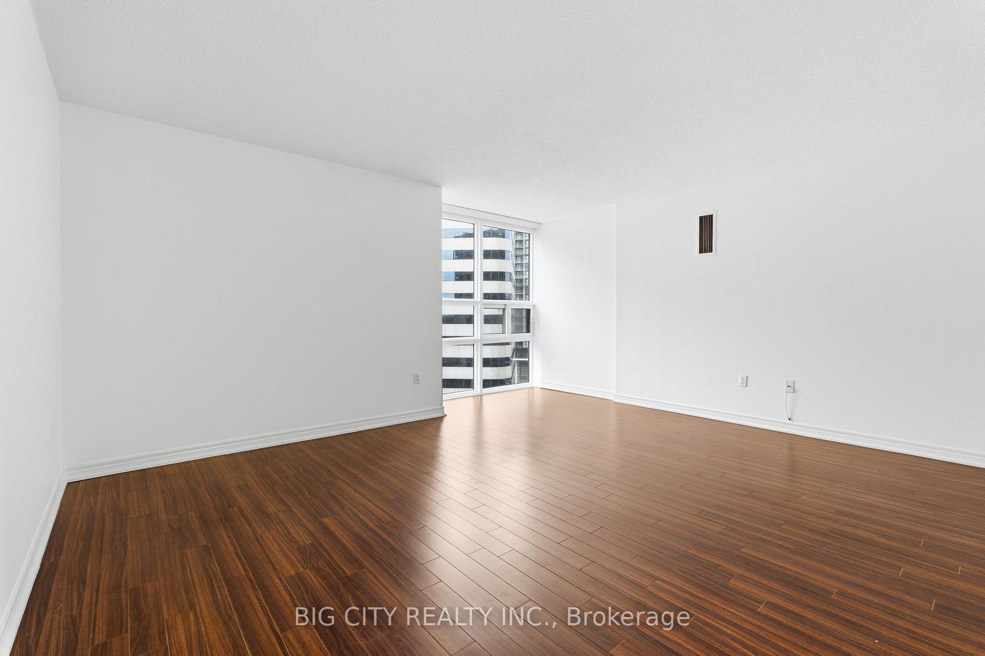 Photo 36 of 131 Beecroft Rd, Unit 1406