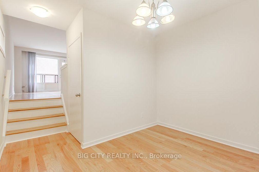 Photo 3 of 3092 Don Mills Rd, Unit 16
