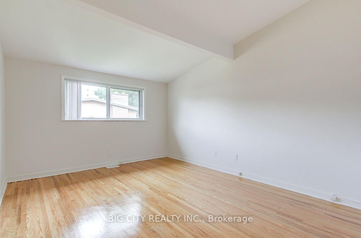Photo 12 of 3092 Don Mills Rd, Unit 16