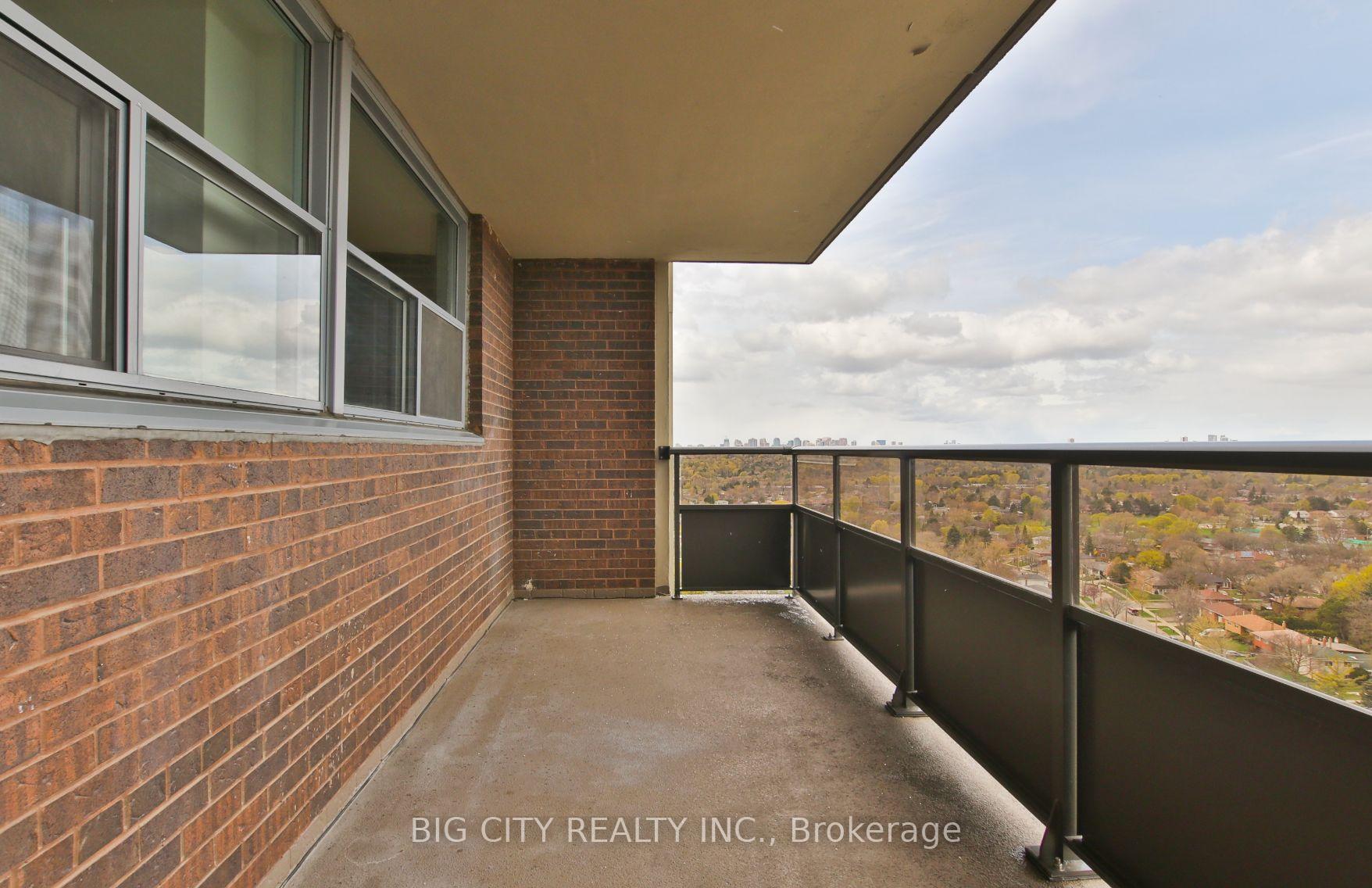 Photo 11 of 185 Shaughnessy Blvd, Unit 1409