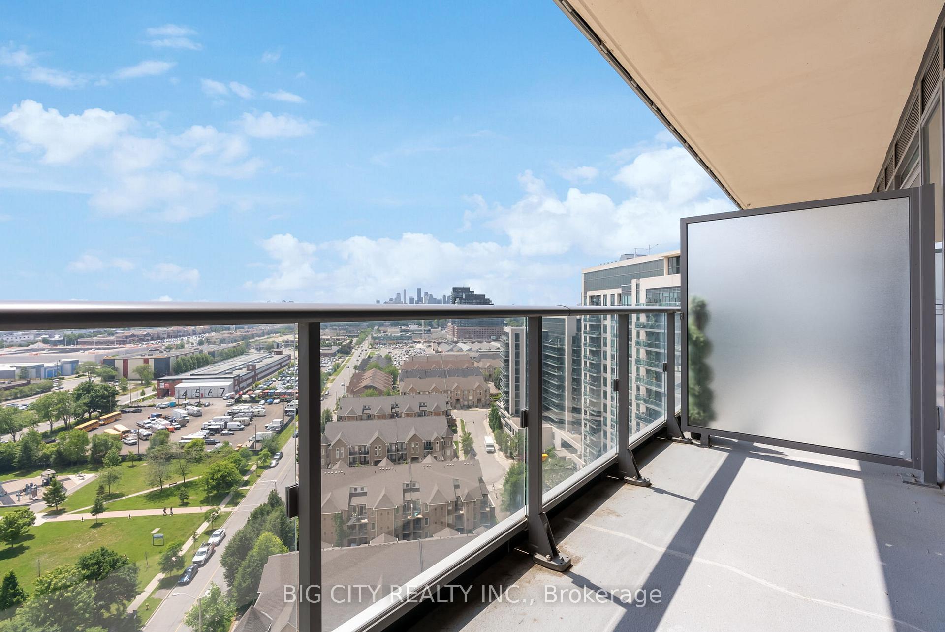 Photo 9 of 160 Vanderhoof Ave, Unit 1609