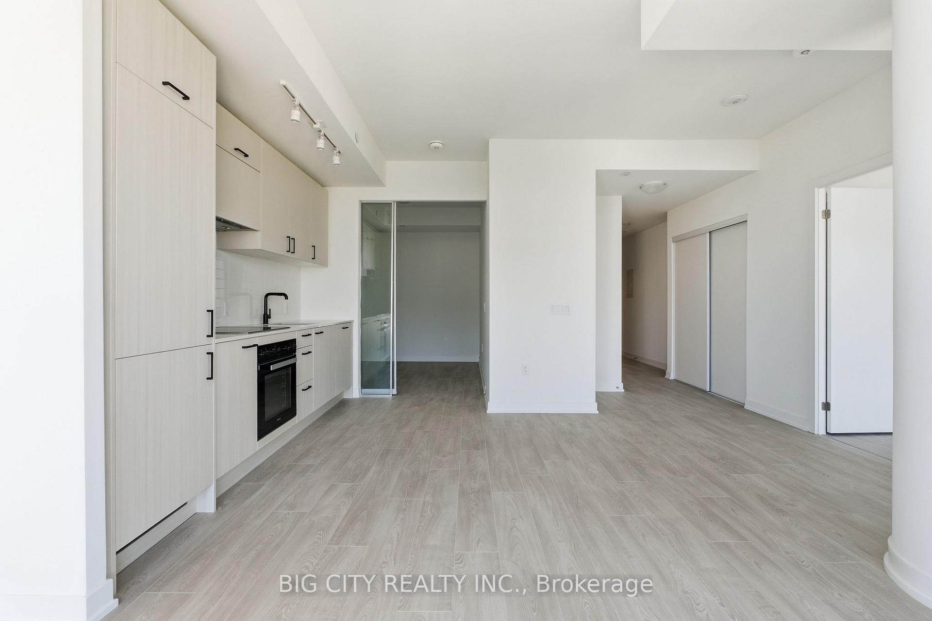 Photo 7 of 1 Quarrington Lane, Unit 3501