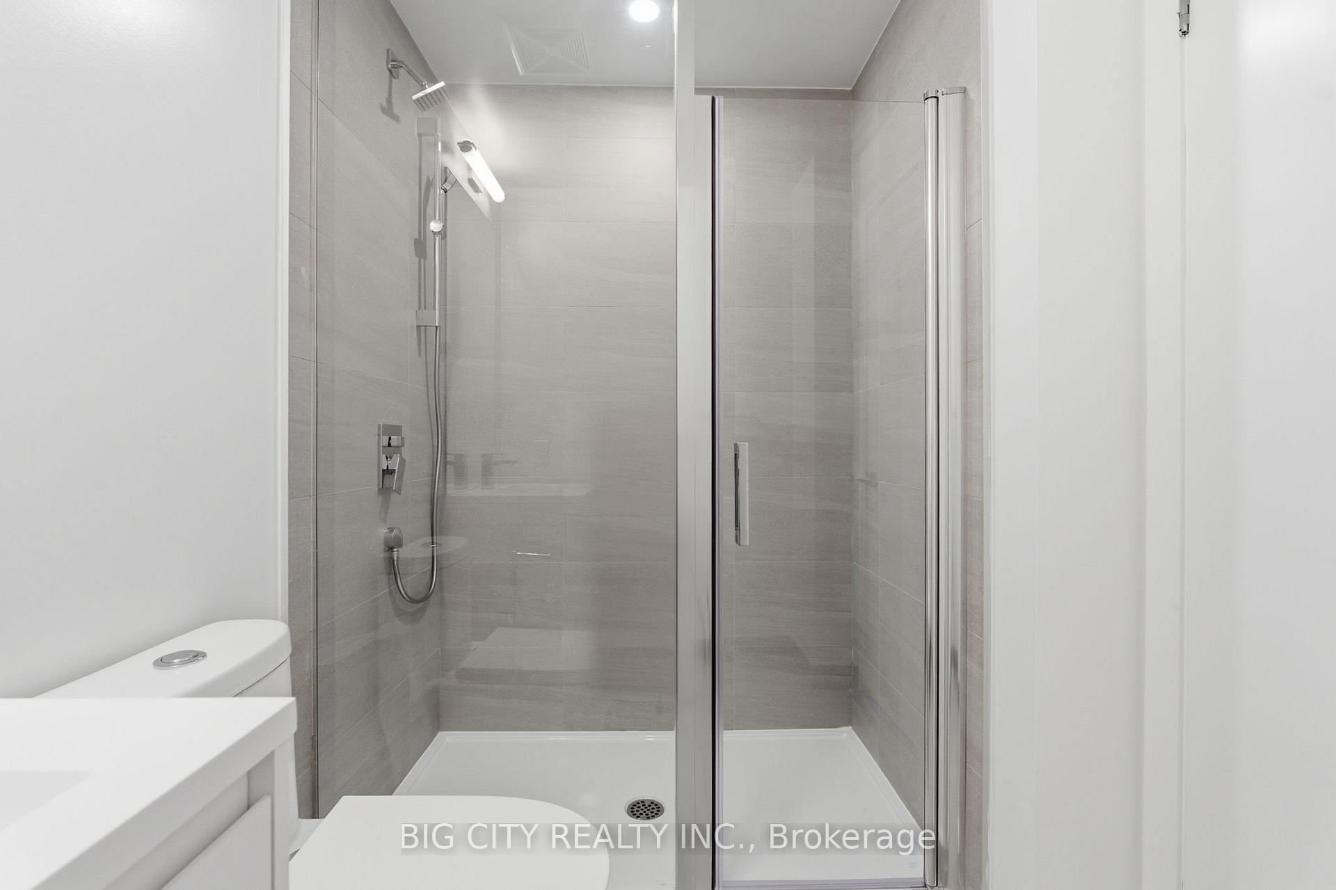 Photo 14 of 1 Quarrington Lane, Unit 3501
