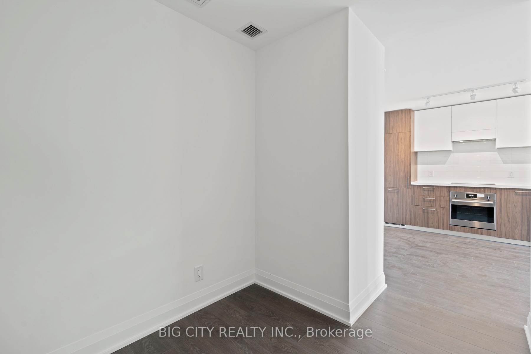 Photo 11 of 33 Frederick Todd Way, Unit 806