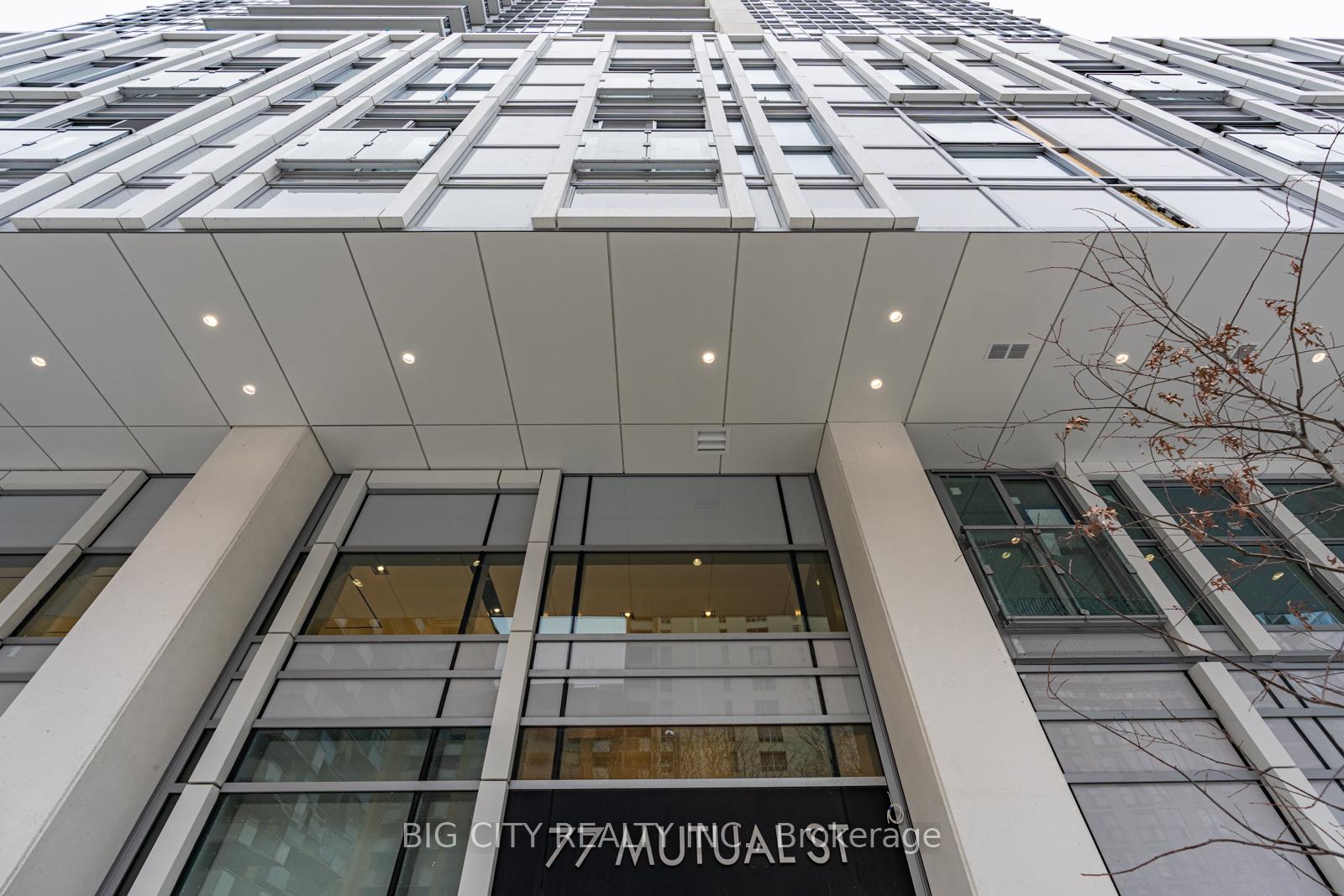 Photo 4 of 77 Mutual Street, Unit 2309