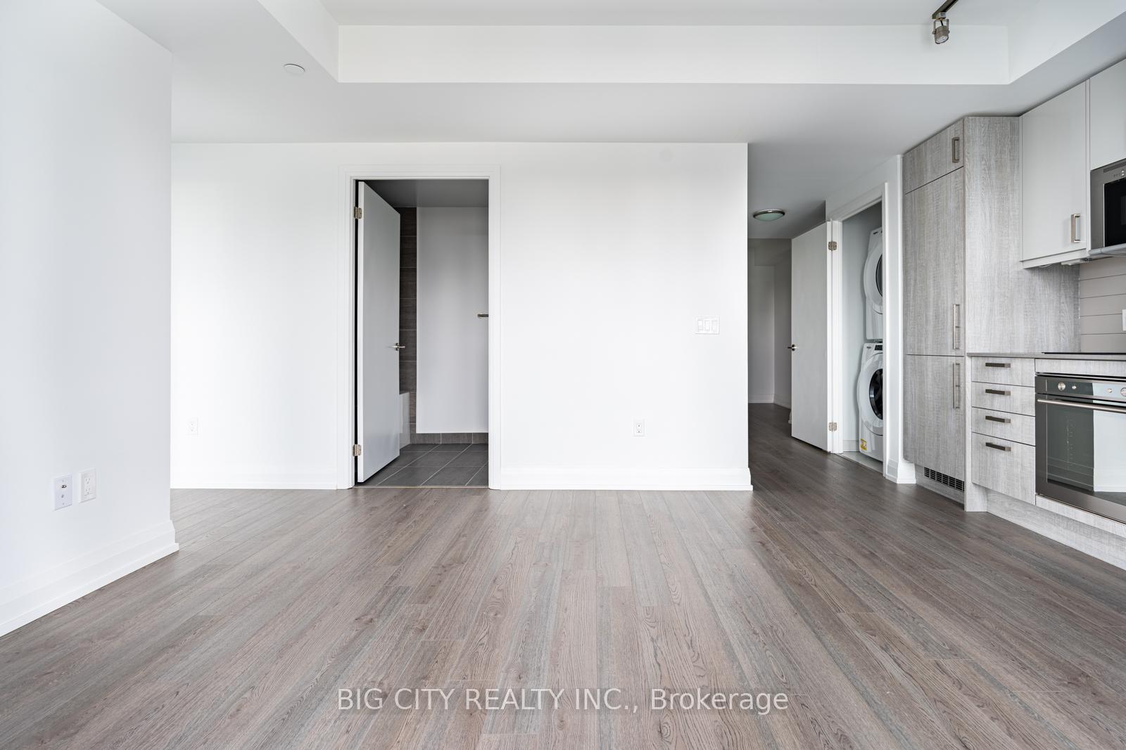 Photo 12 of 77 Mutual Street, Unit 2309