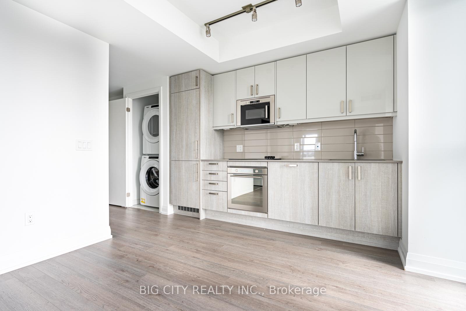 Photo 13 of 77 Mutual Street, Unit 2309