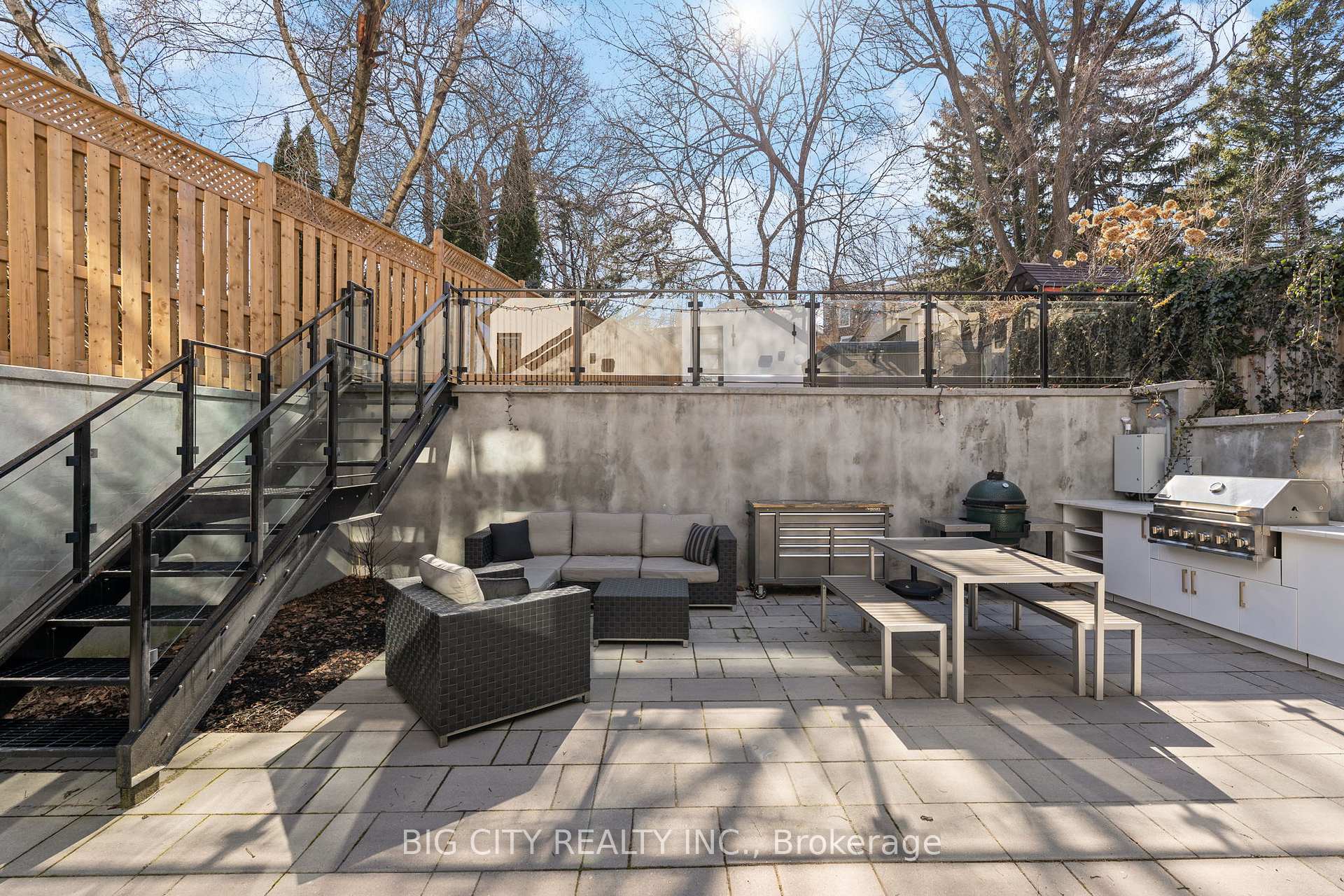 Photo 43 of 75 Lawrence Crescent