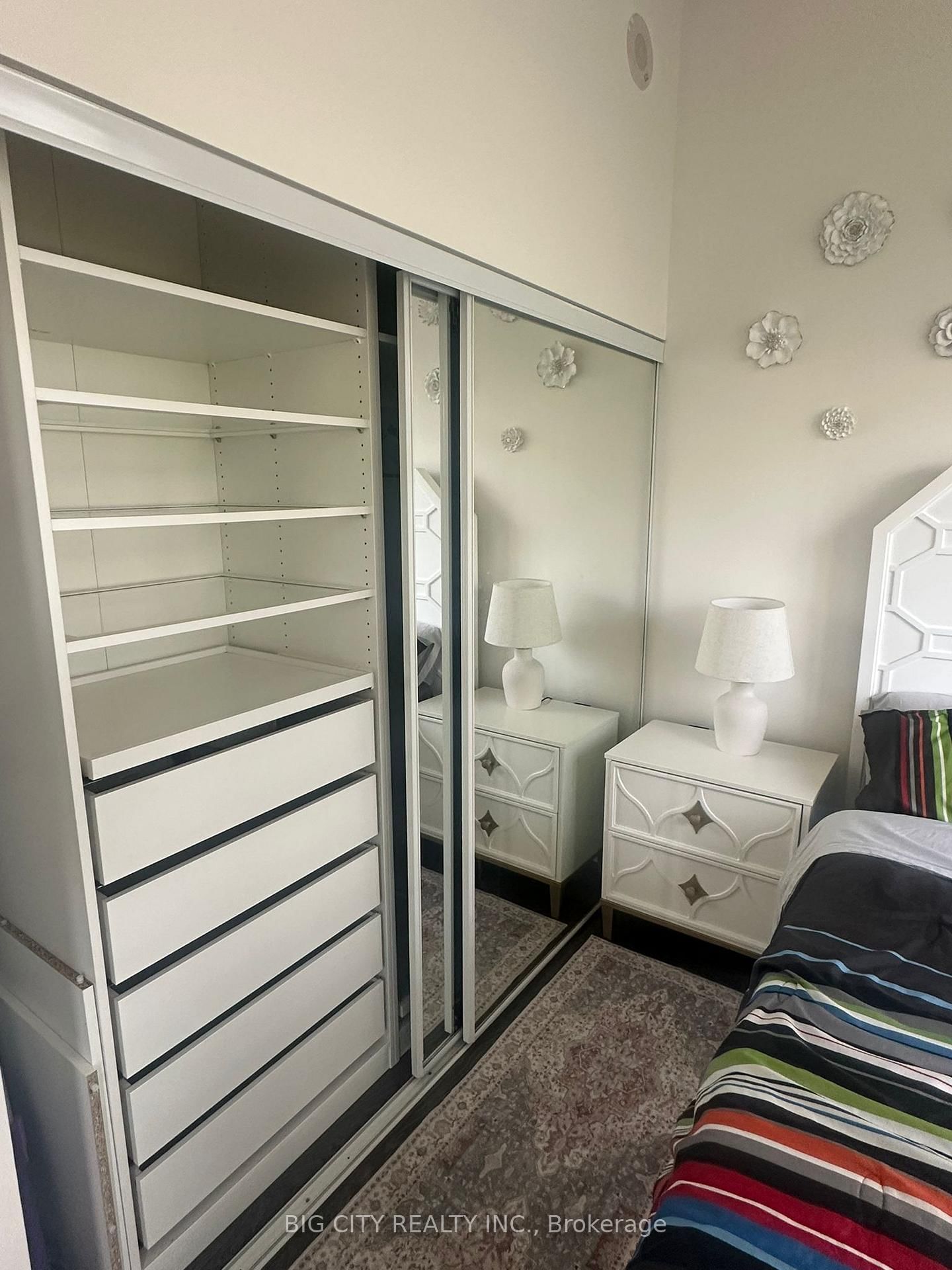 Photo 4 of 75 The Donway Way W, Unit 313