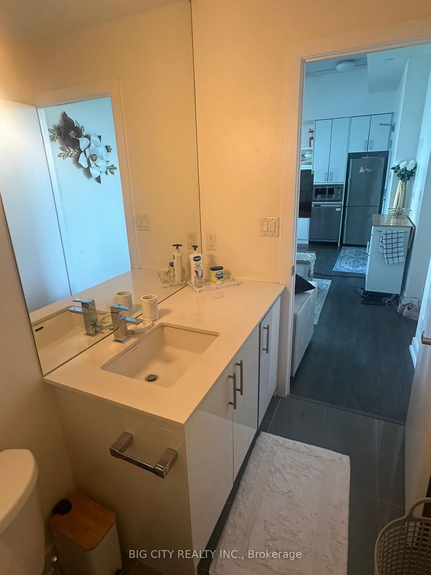 Photo 7 of 75 The Donway Way W, Unit 313
