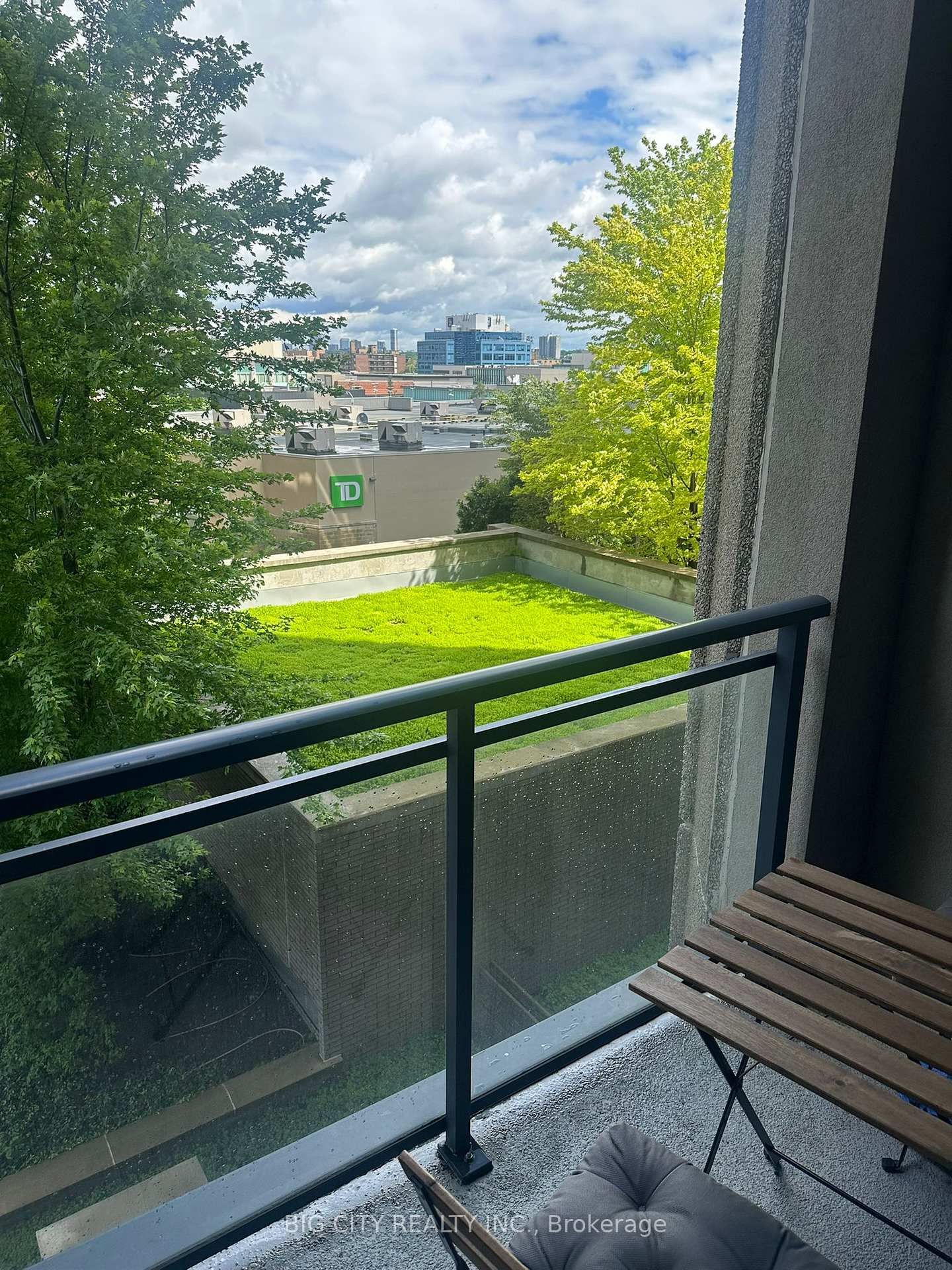 Photo 11 of 75 The Donway Way W, Unit 313