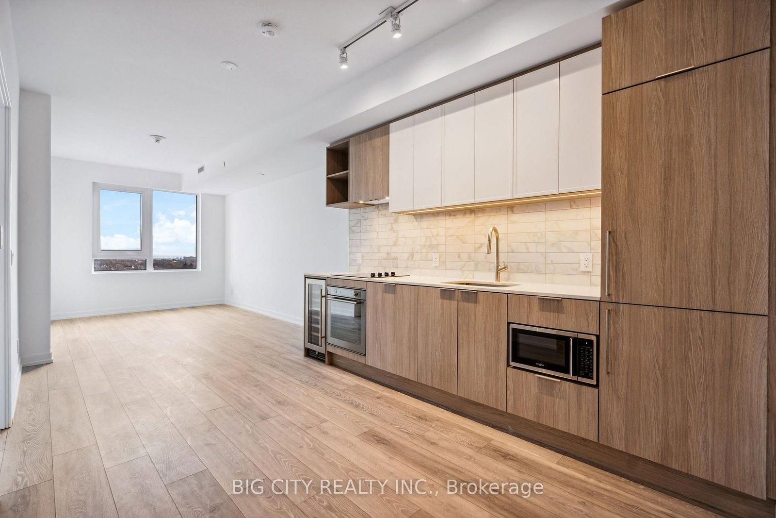 Photo 5 of 2020 Bathurst Street, Unit 1202