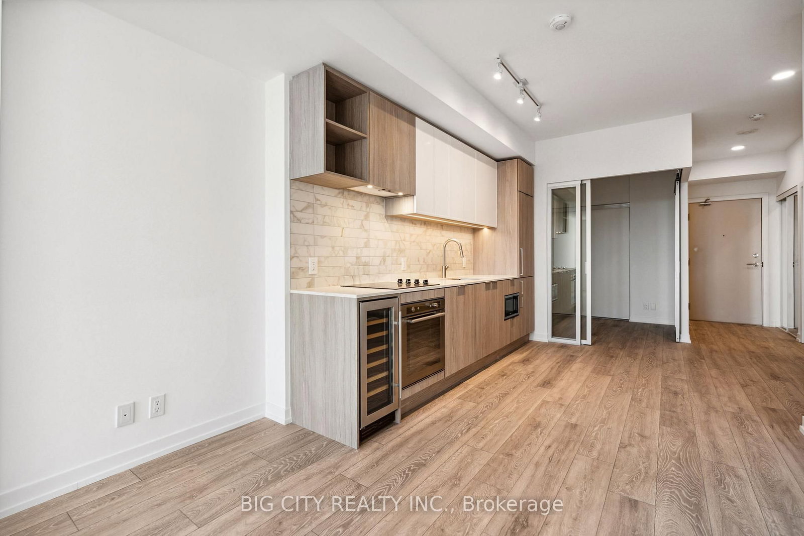 Photo 8 of 2020 Bathurst Street, Unit 1202