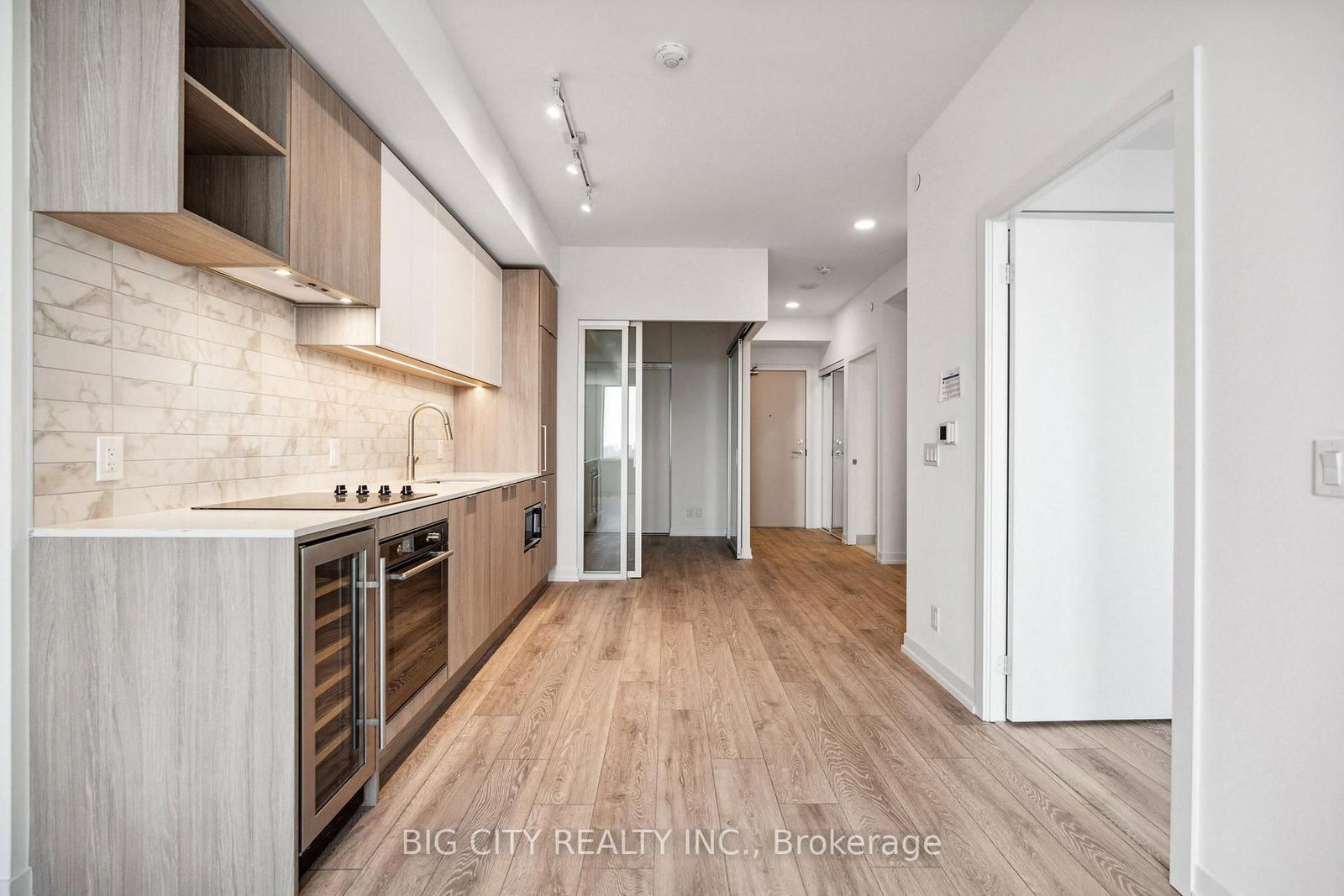 Photo 9 of 2020 Bathurst Street, Unit 1202
