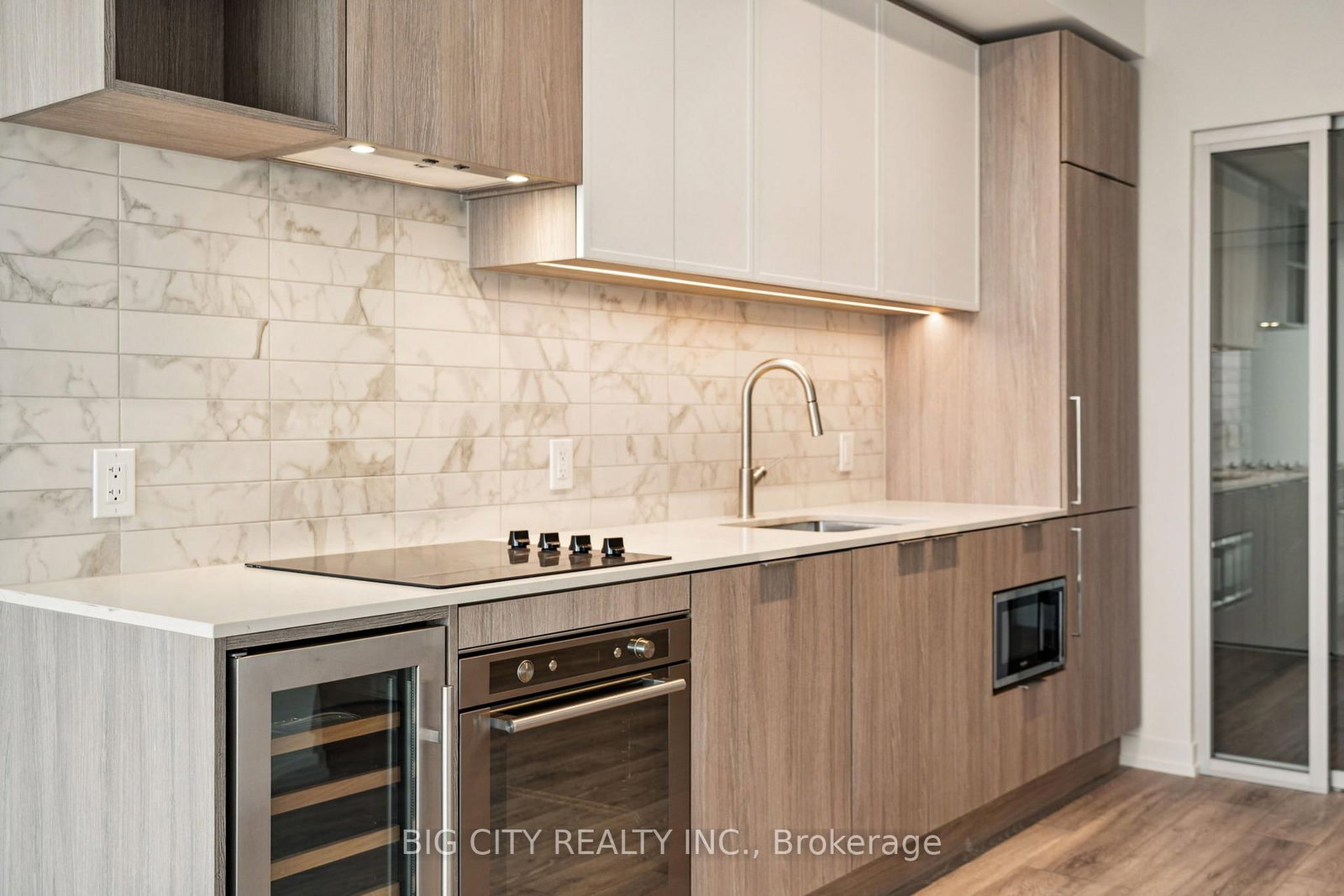 Photo 11 of 2020 Bathurst Street, Unit 1202