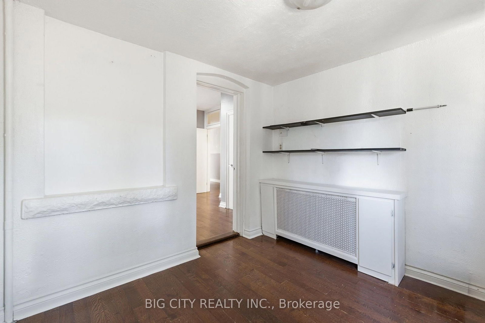 Photo 15 of 1362 Bathurst Street, Unit Upper