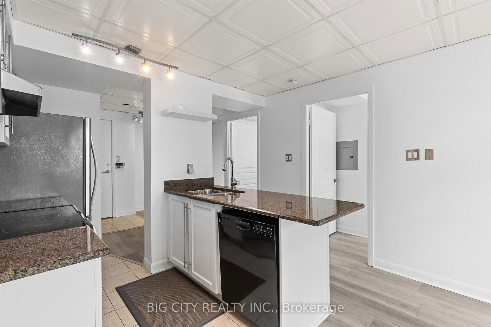 Photo 11 of 313 Richmond Street E, Unit 556