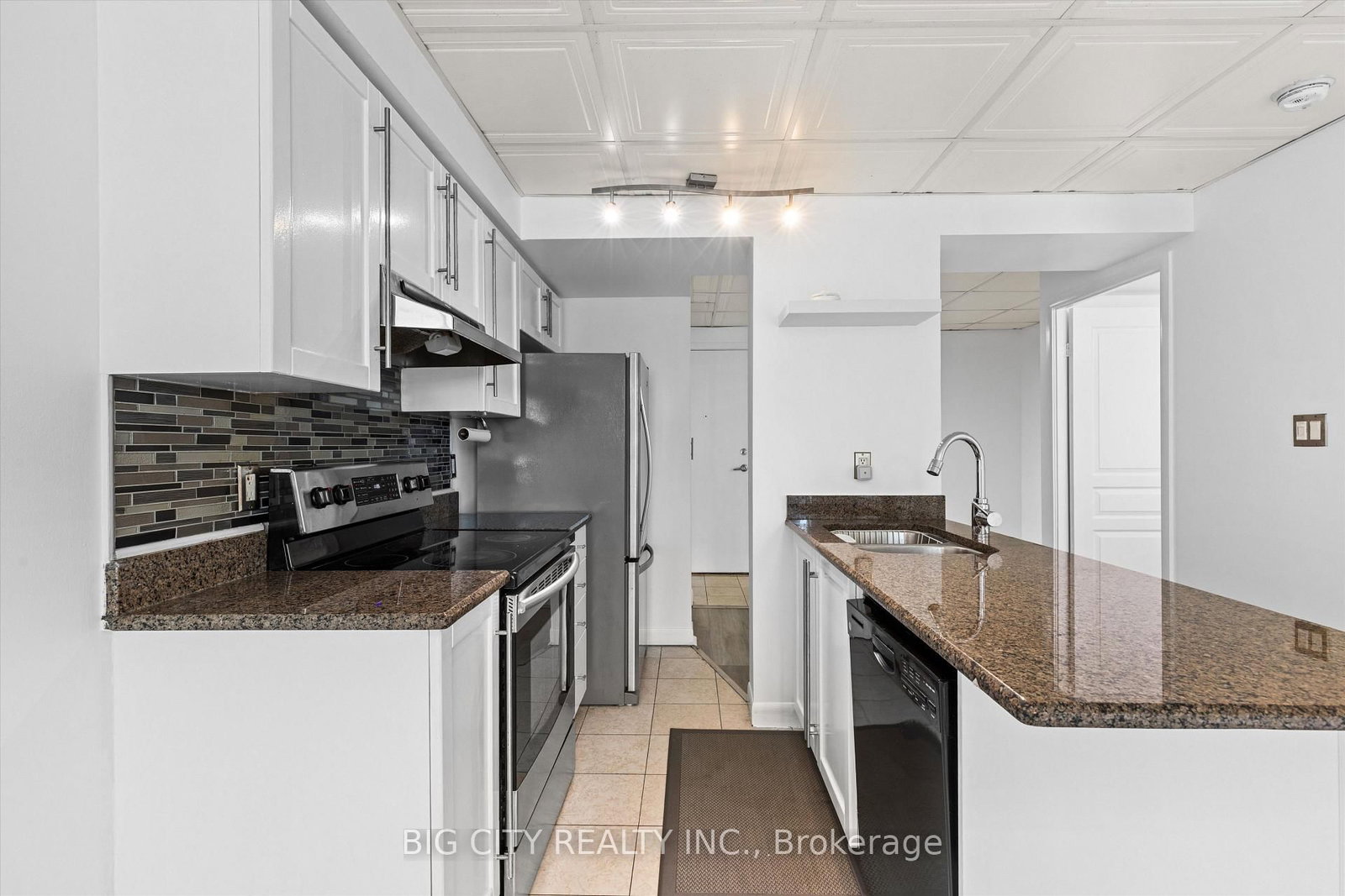 Photo 12 of 313 Richmond Street E, Unit 556