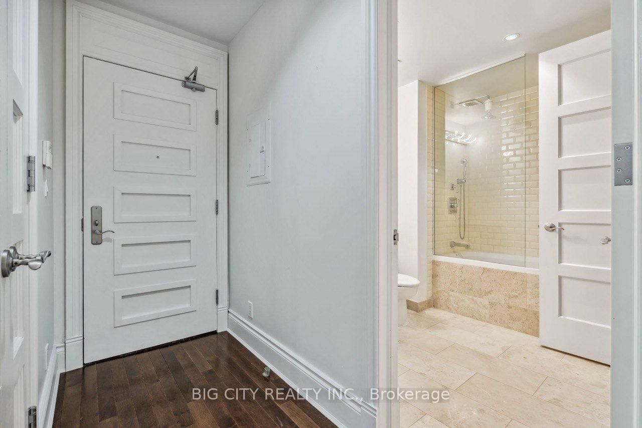 Photo 8 of 22 Leader Lane, Unit 408
