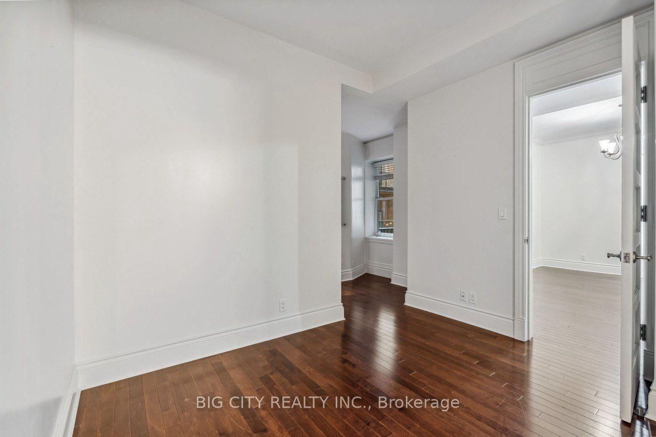 Photo 16 of 22 Leader Lane, Unit 408