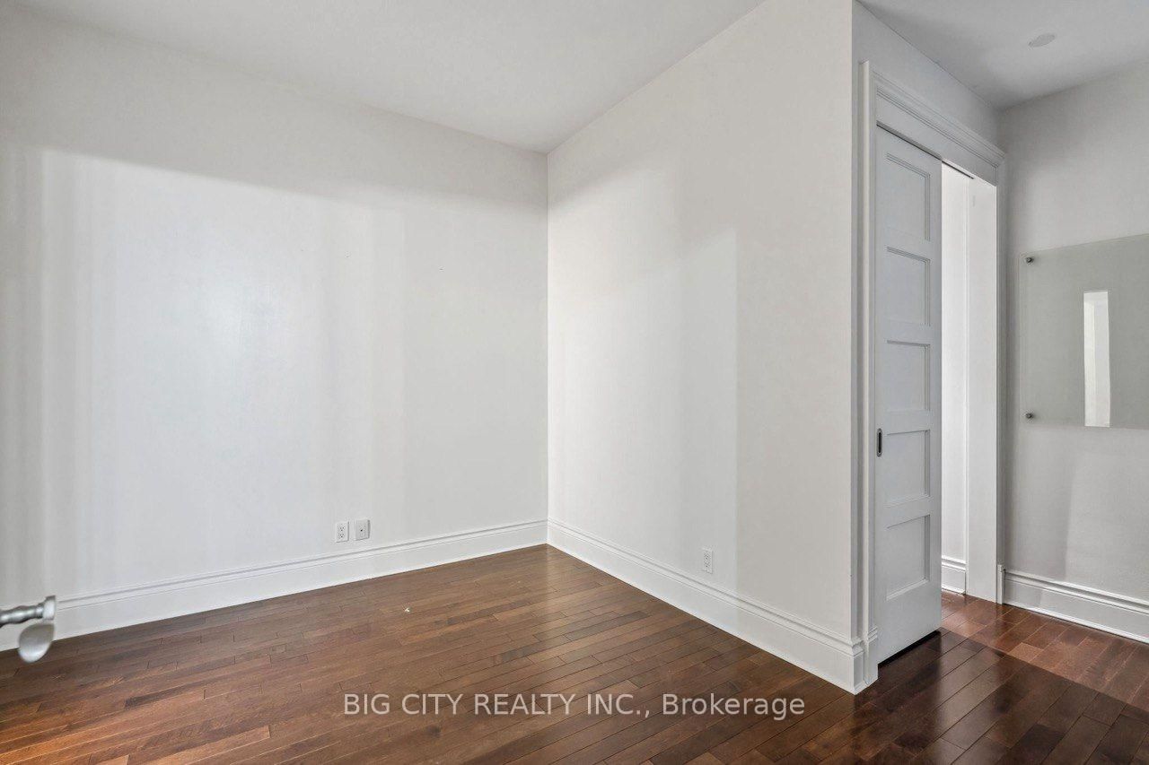 Photo 17 of 22 Leader Lane, Unit 408