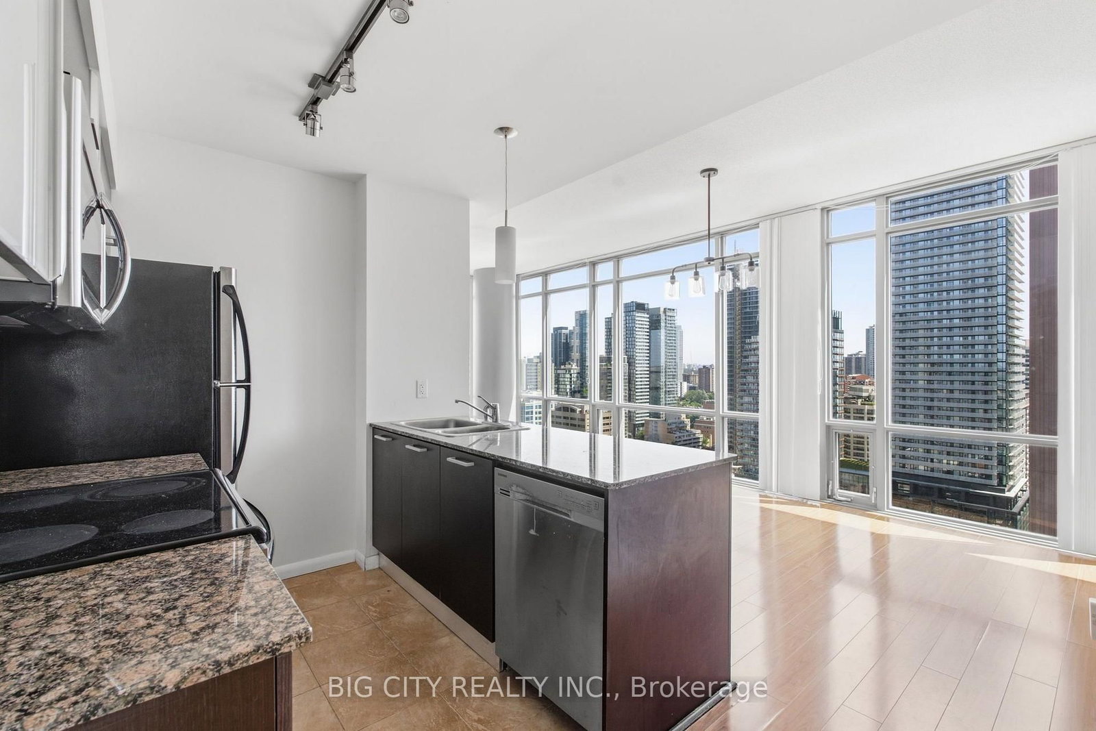 Photo 1 of 37 Grosvenor Street, Unit 2307