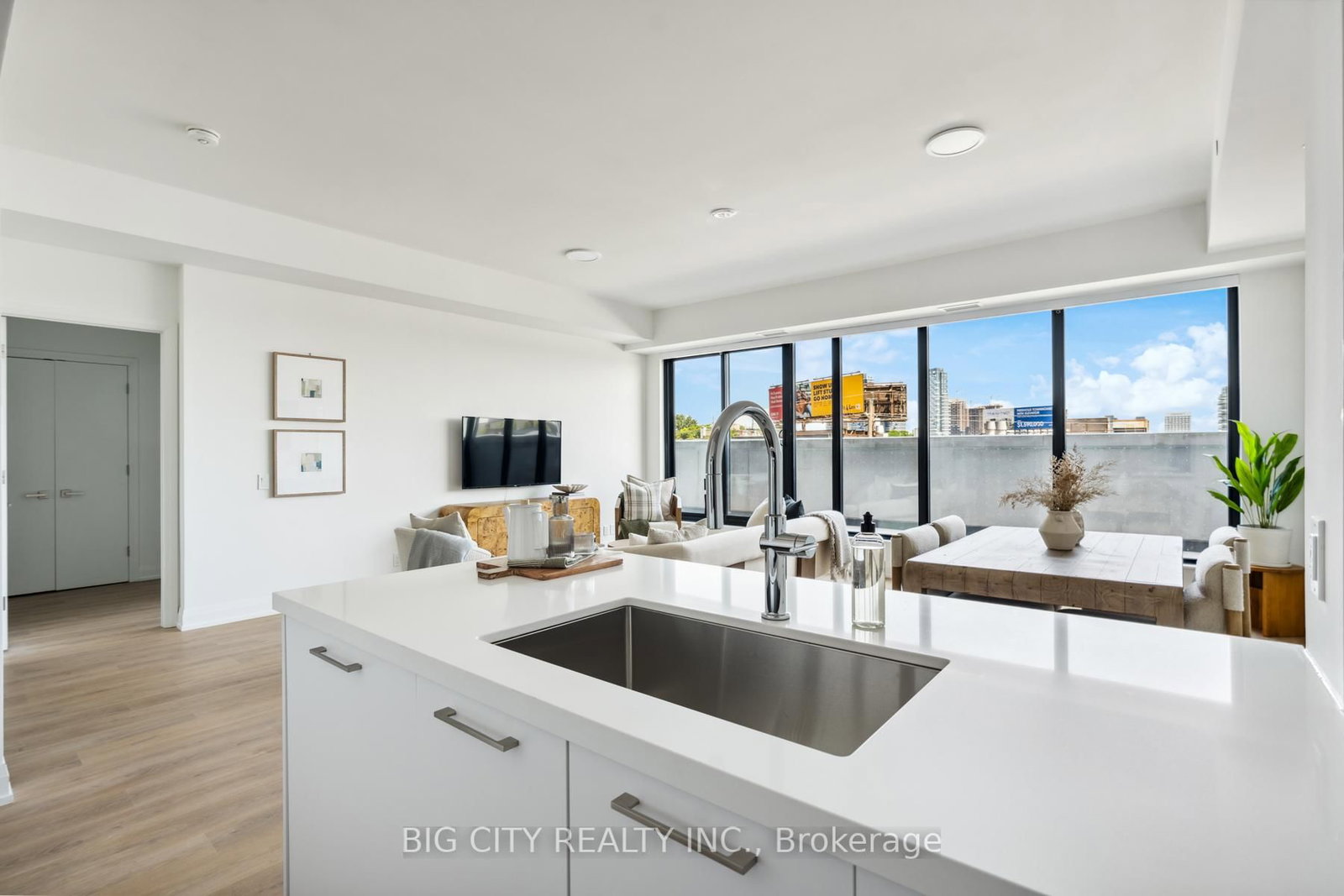 Photo 11 of 36 Brentcliffe Road, Unit 214