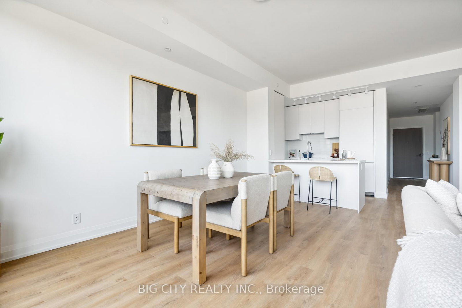 Photo 16 of 36 Brentcliffe Road, Unit 214