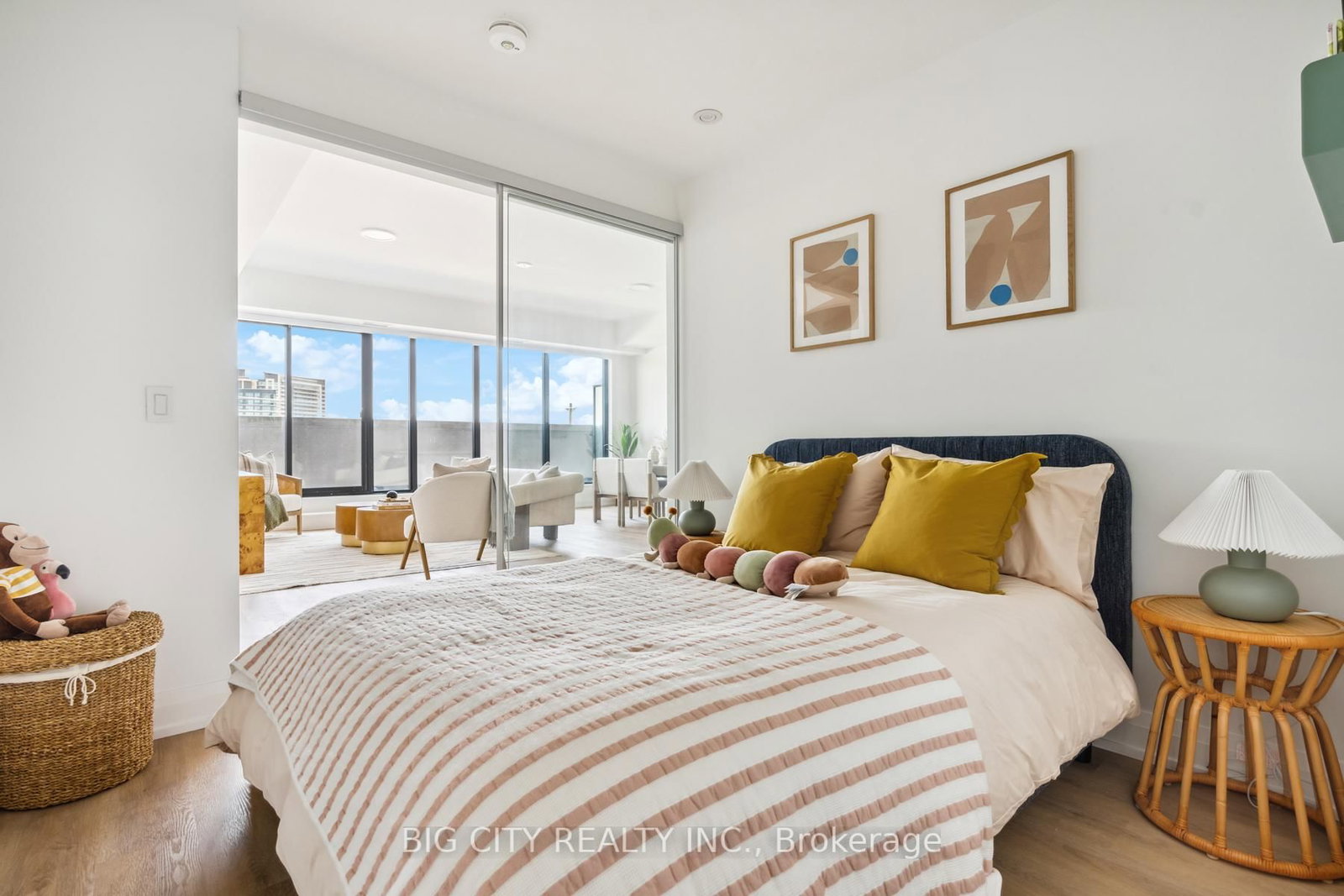 Photo 19 of 36 Brentcliffe Road, Unit 214