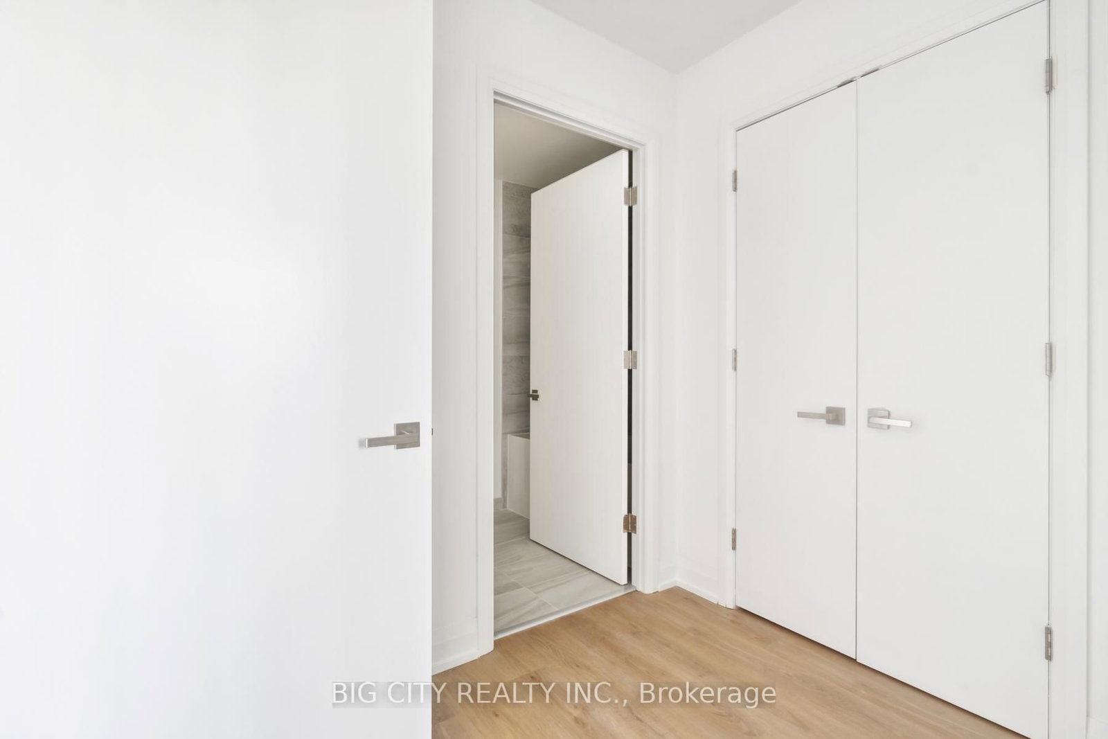 Photo 21 of 36 Brentcliffe Road, Unit 214