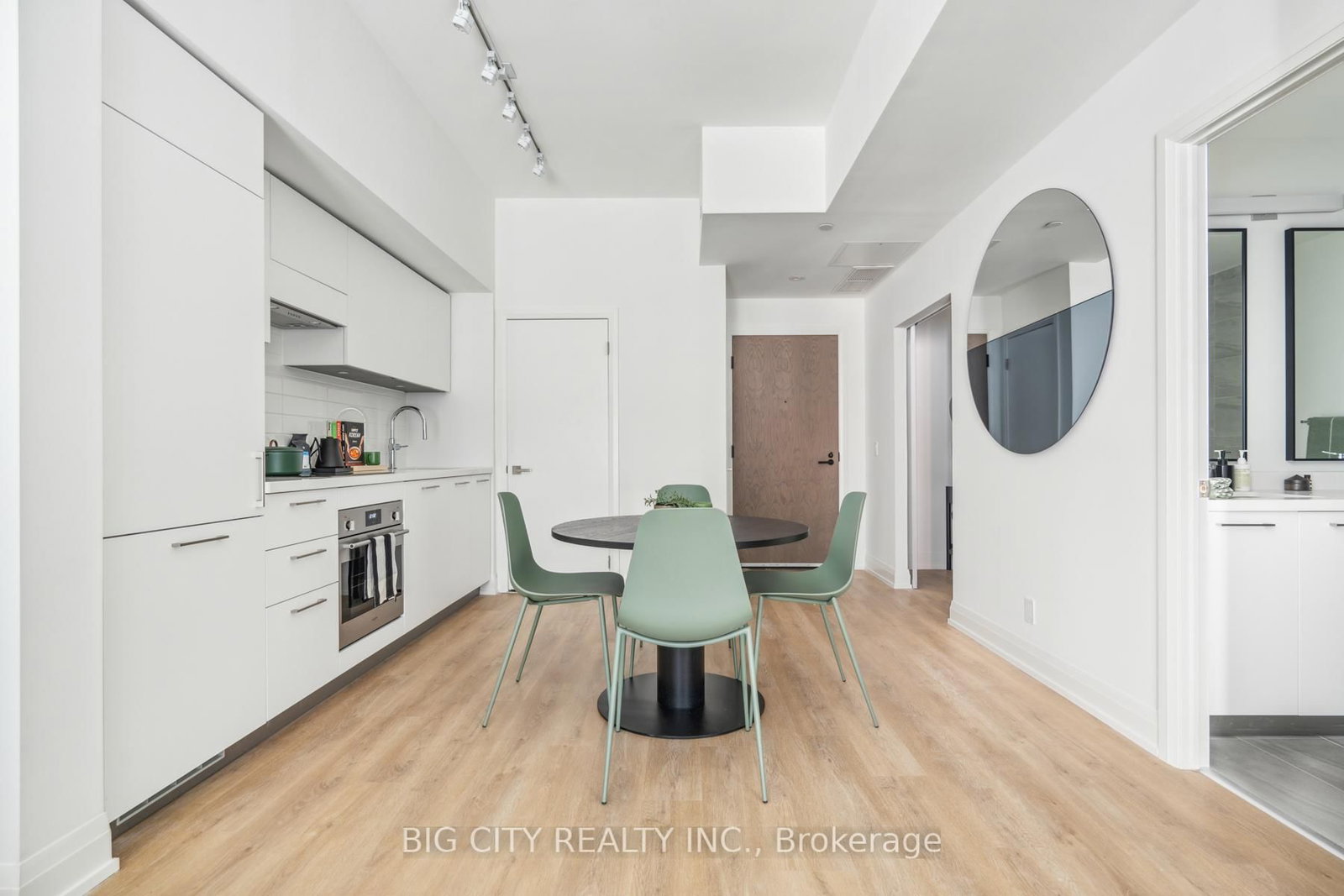 Photo 3 of 36 Brentcliffe Road, Unit 307