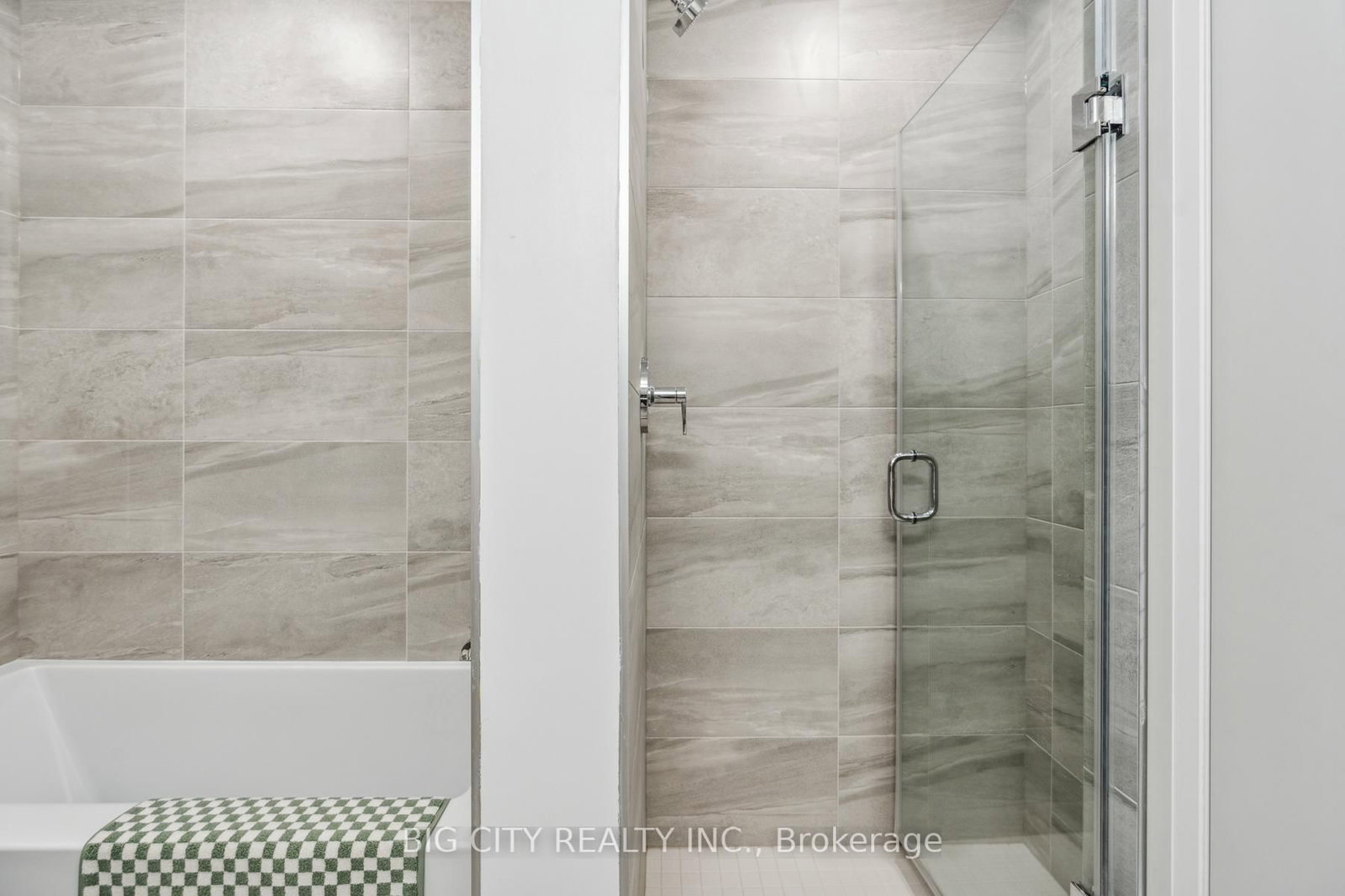 Photo 10 of 36 Brentcliffe Road, Unit 307