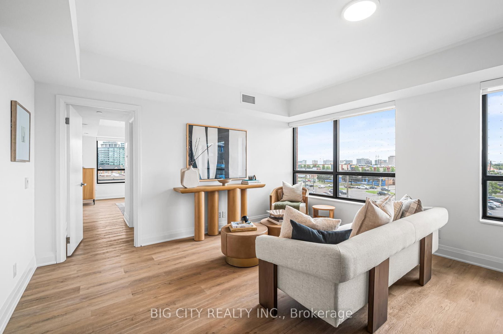 Photo 4 of 36 Brentcliffe Road, Unit 517