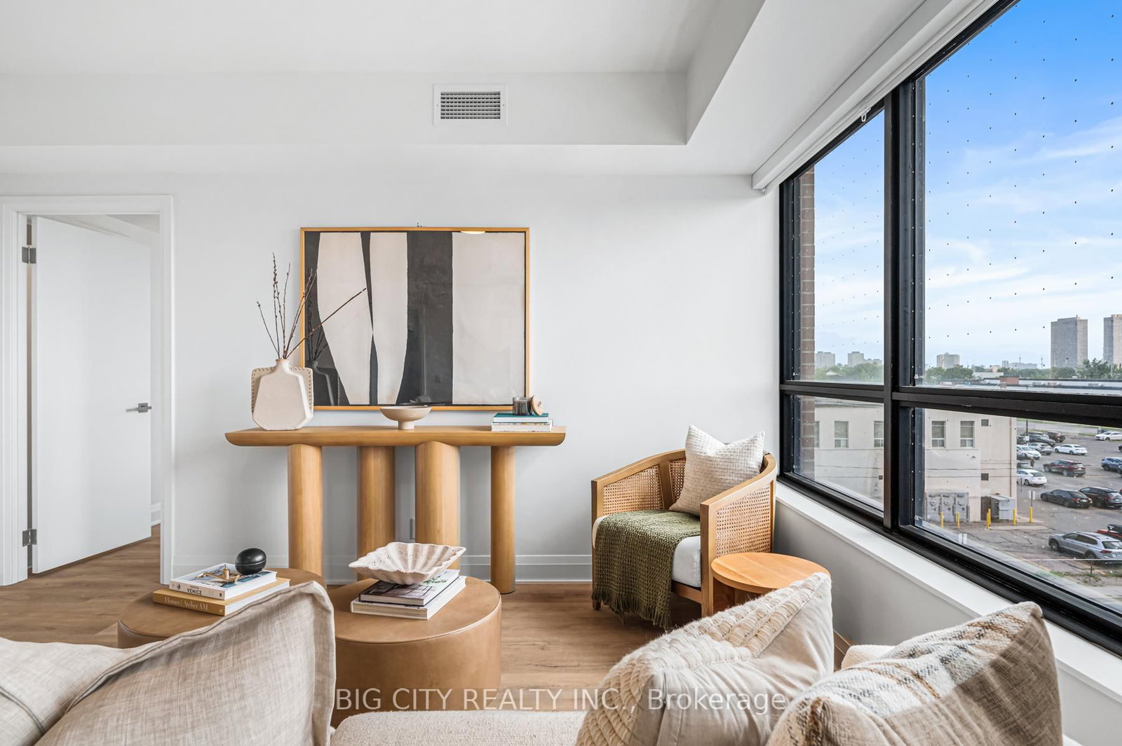Photo 5 of 36 Brentcliffe Road, Unit 517
